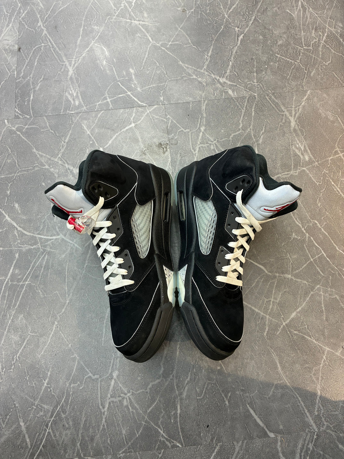 Jordan 5 “Black Metallic”