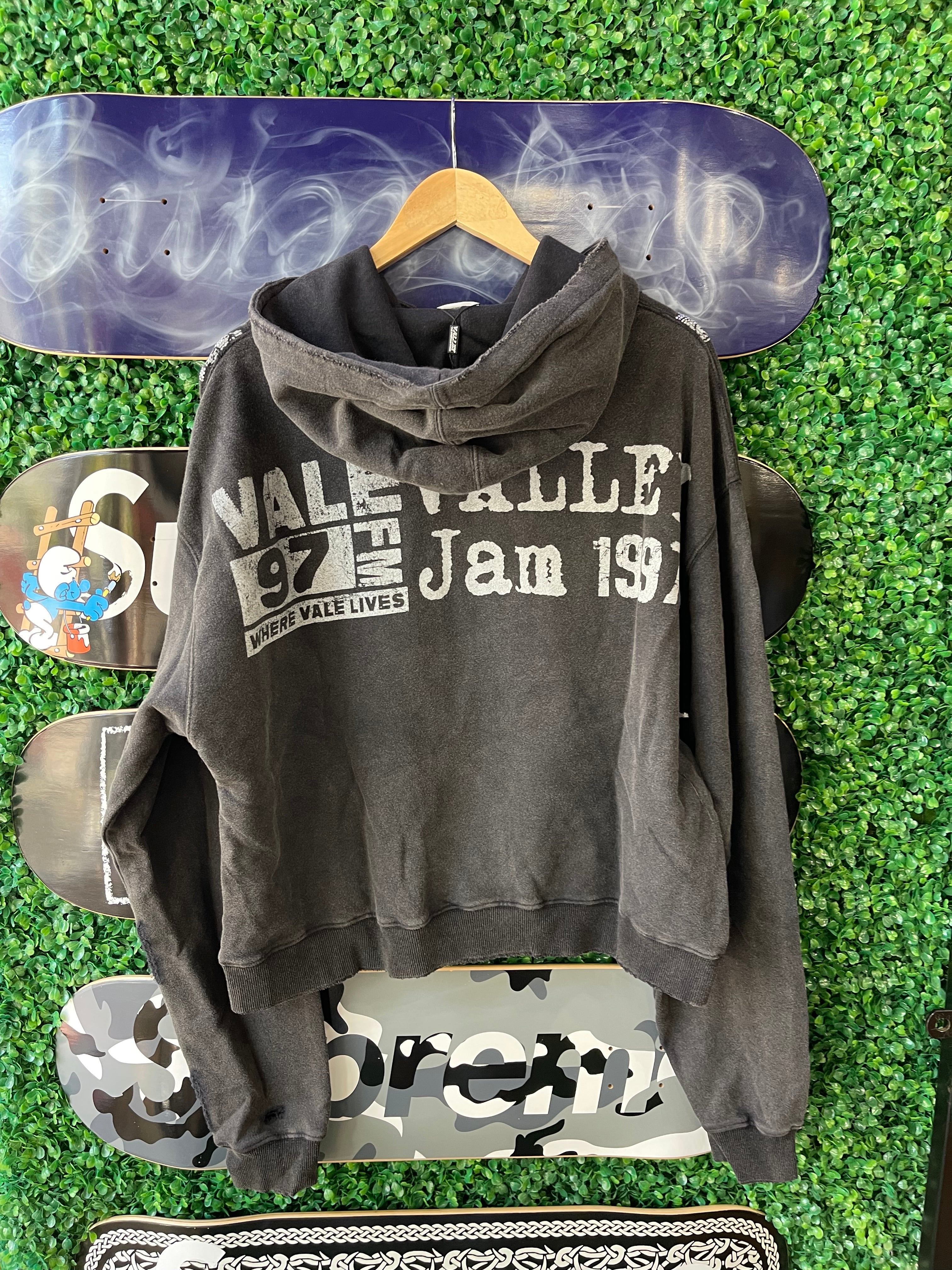 Vale Forever Big Chain Pullover “Black”