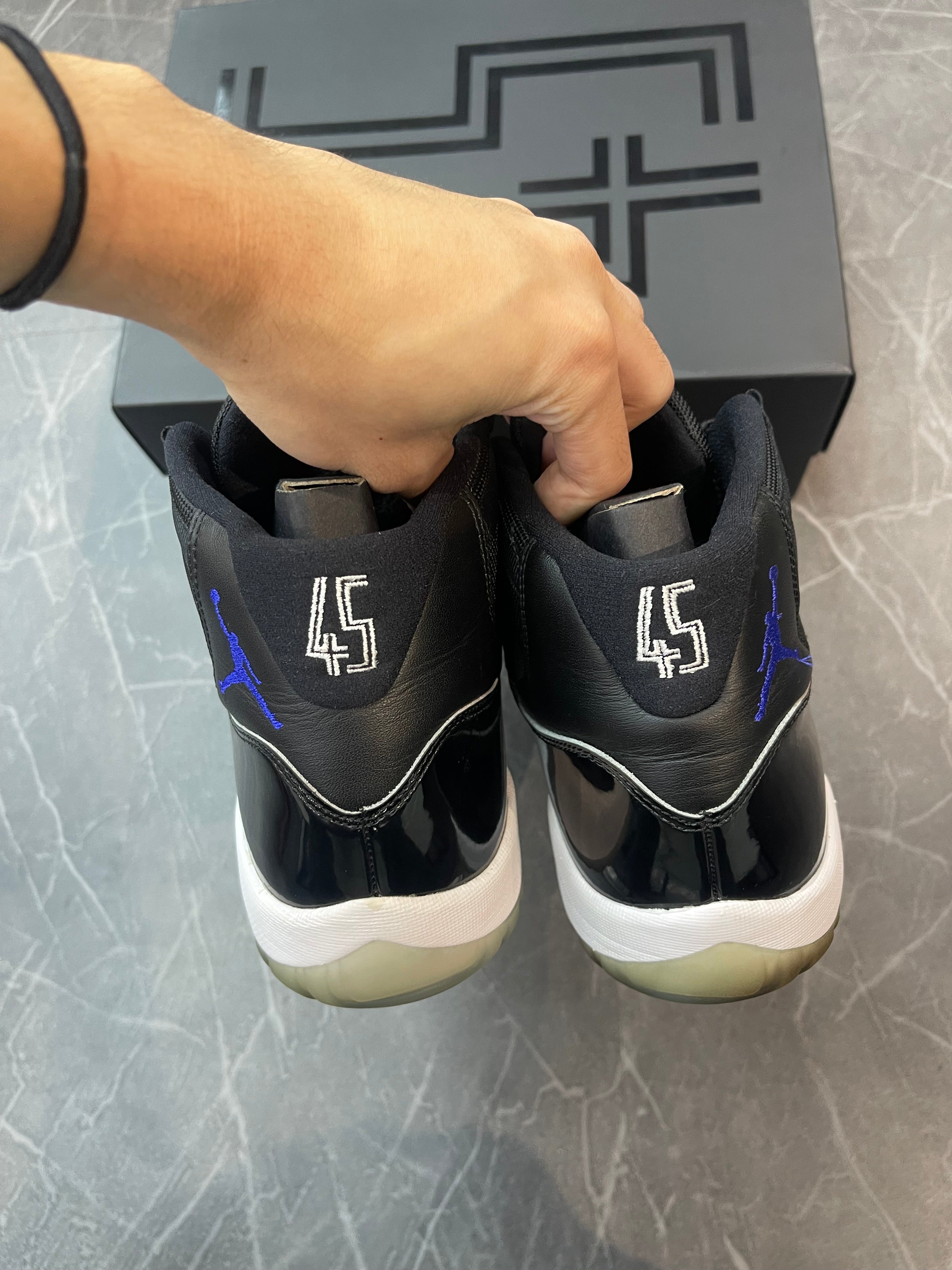 Jordan 11 “Space Jam”