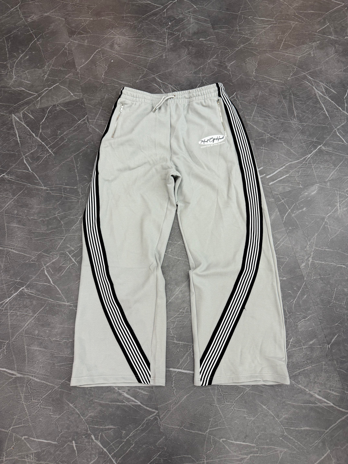 Mind of Heart Waffle Sweatpants “Grey”