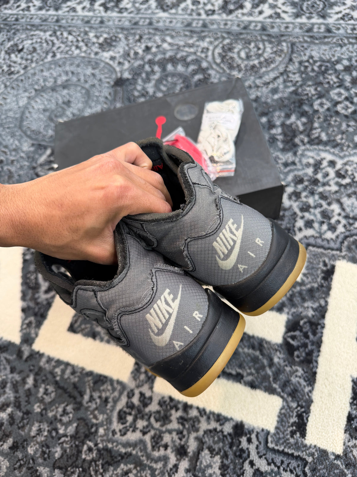 Jordan 5 x Off-White “Muslin” (Size 8) (Lightly Worn) - Image 3