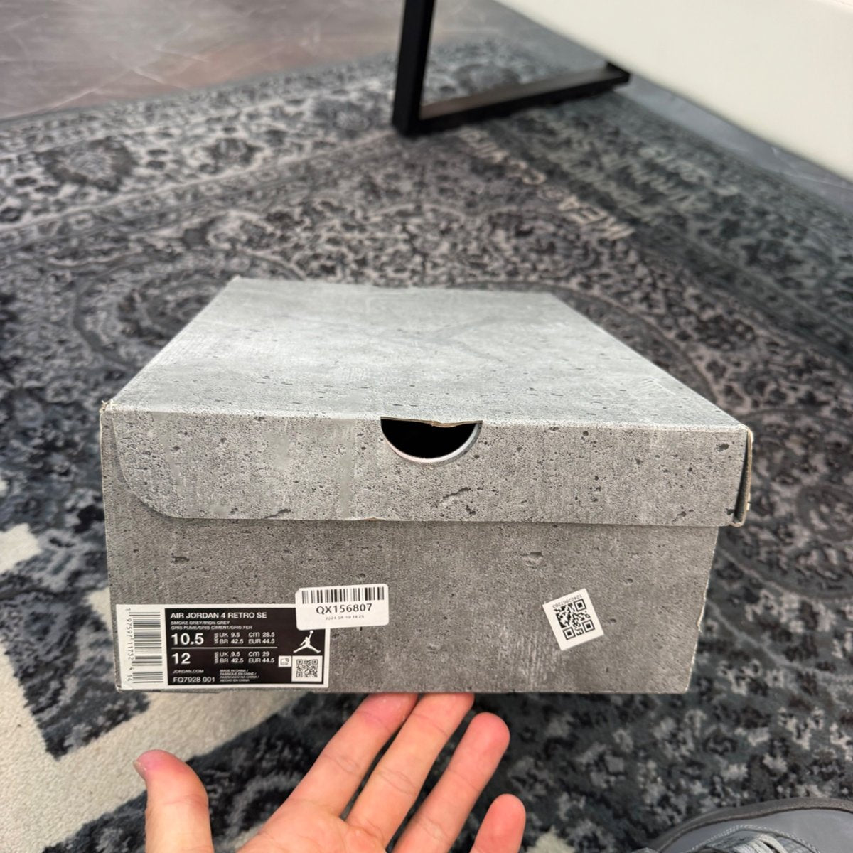 Jordan 4 Retro SE Paris Olympics Wet Cement - box