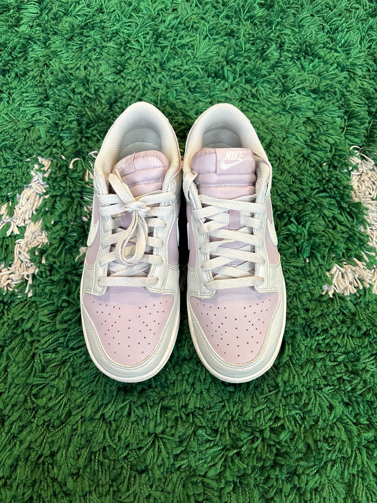 Nike Dunk Low “Platinum Violet”