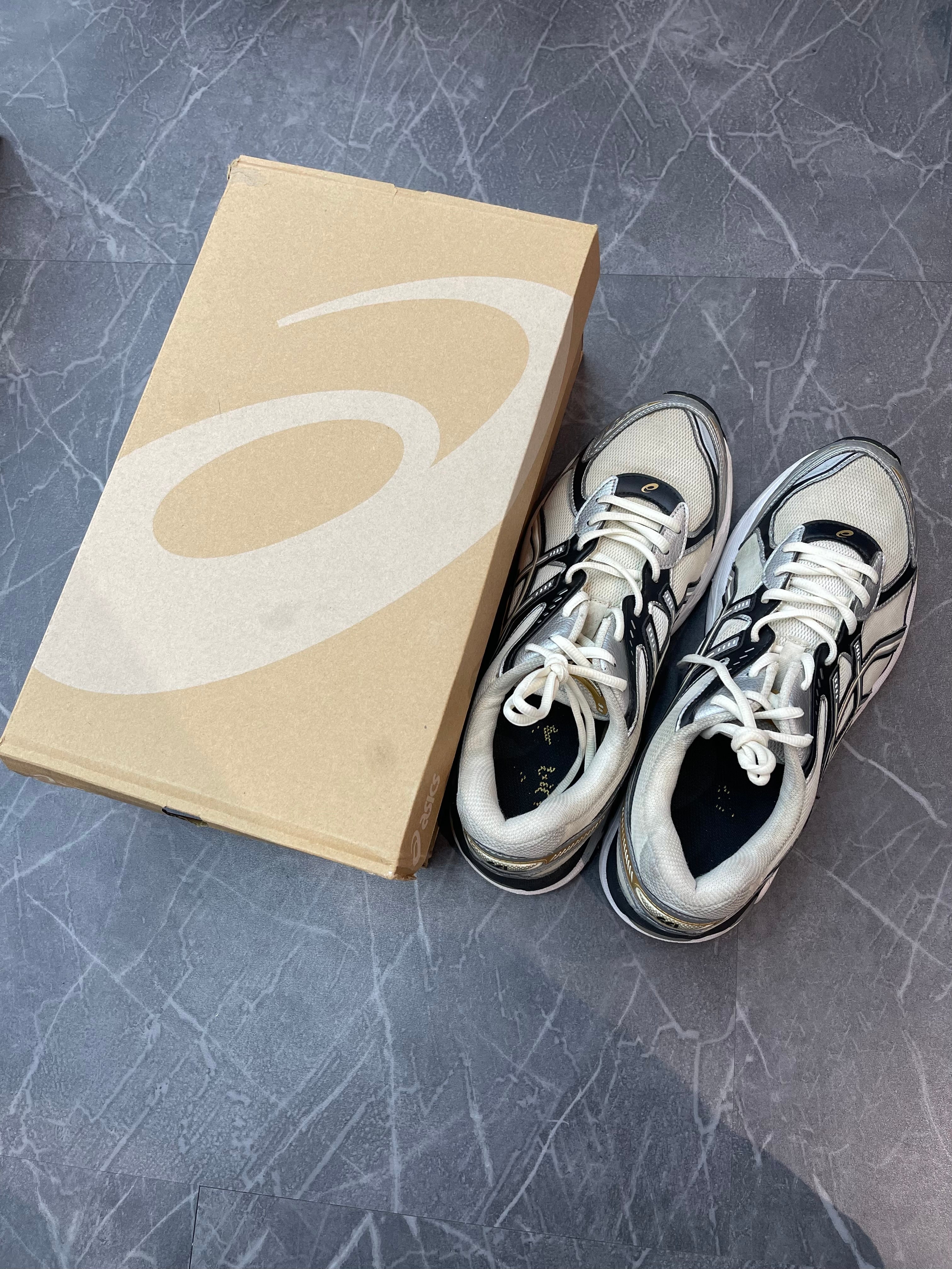 ASICS gt-2160 cream pure silver gold