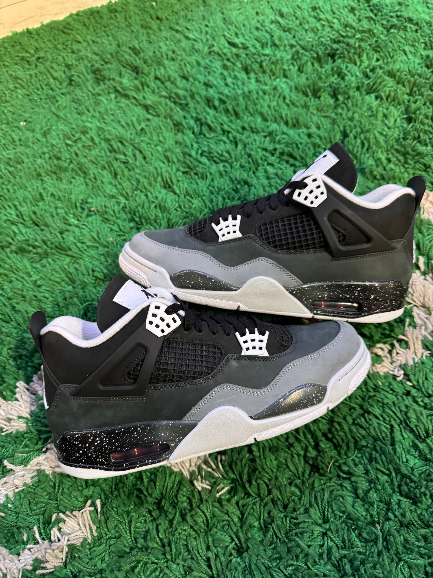 Jordan 4 “Fear” (2024)