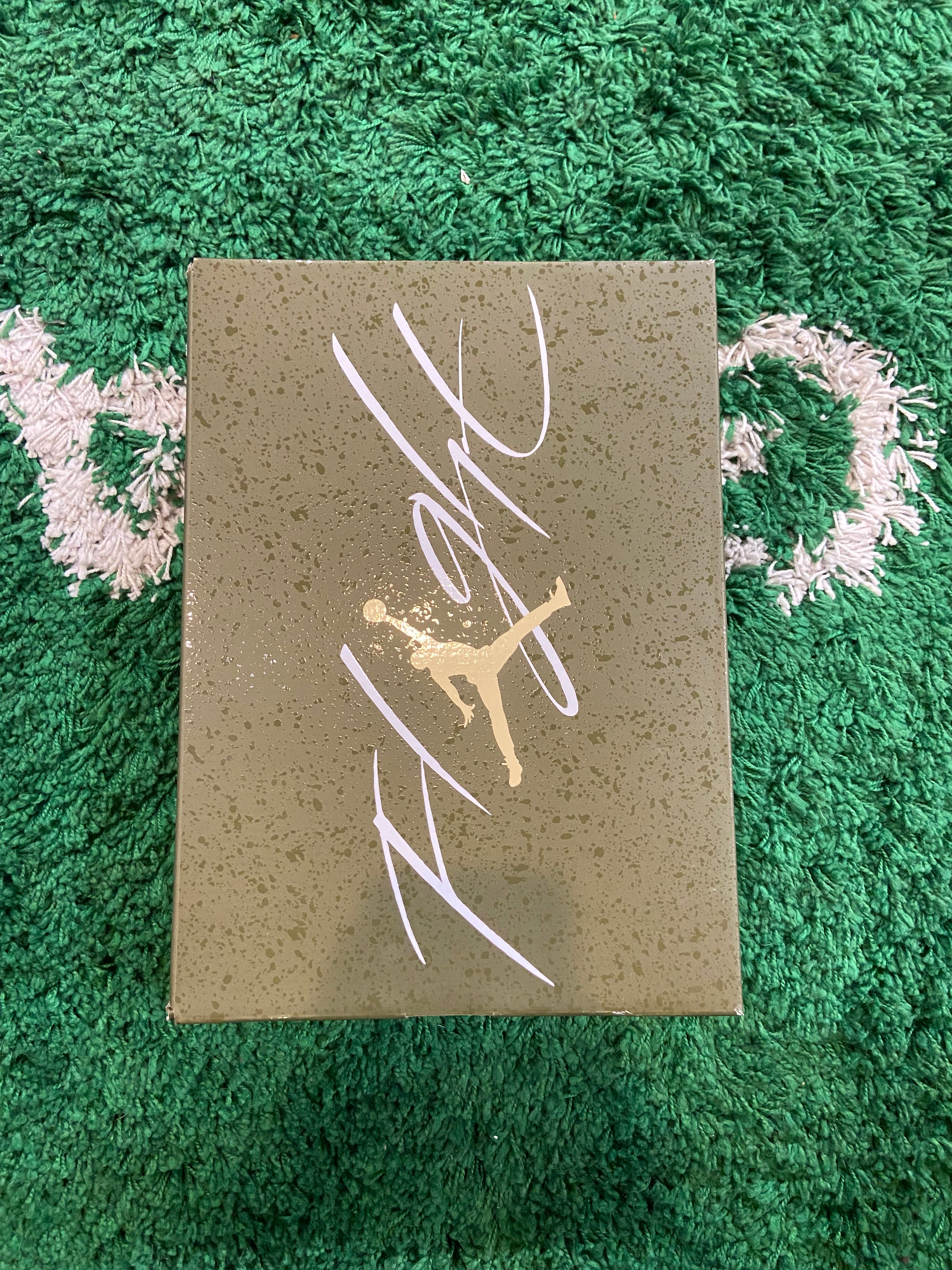 Jordan 4 “Craft Medium Olive”