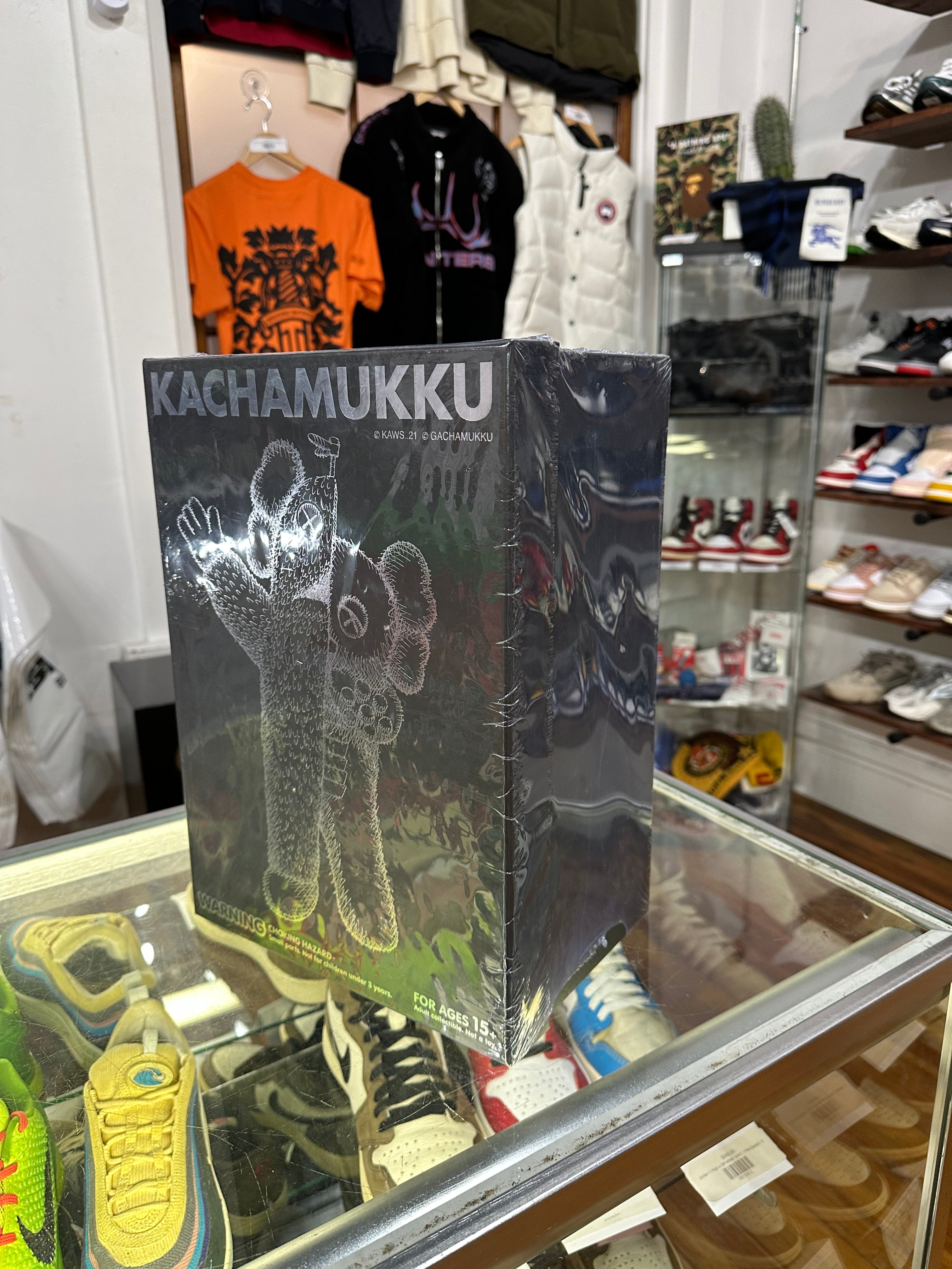 KAWS KACHAMUKKU Vinyl Figure “Black”