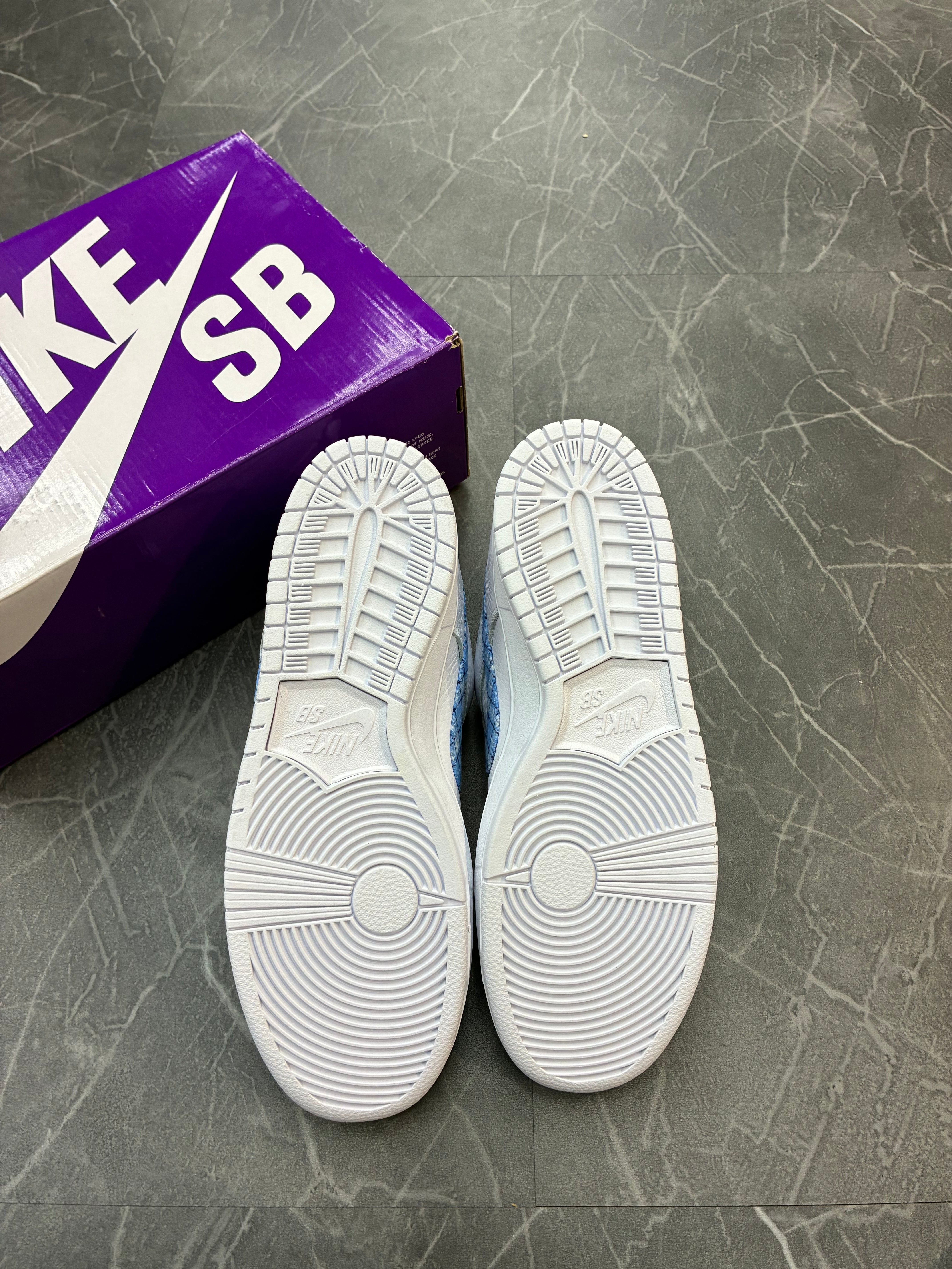 Nike SB Dunk Low “Nicole Hause”