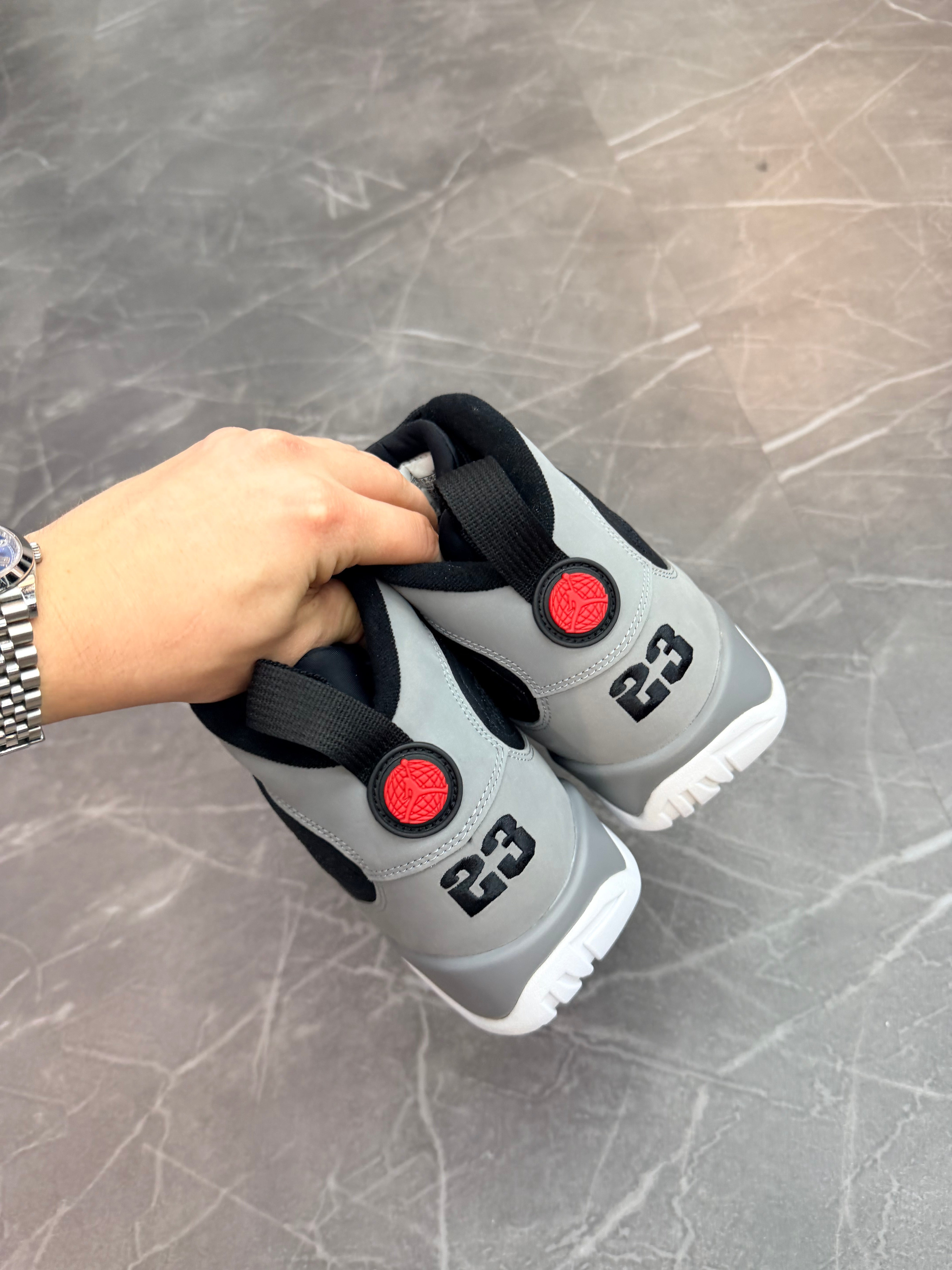 Jordan 9 “Particle Grey”