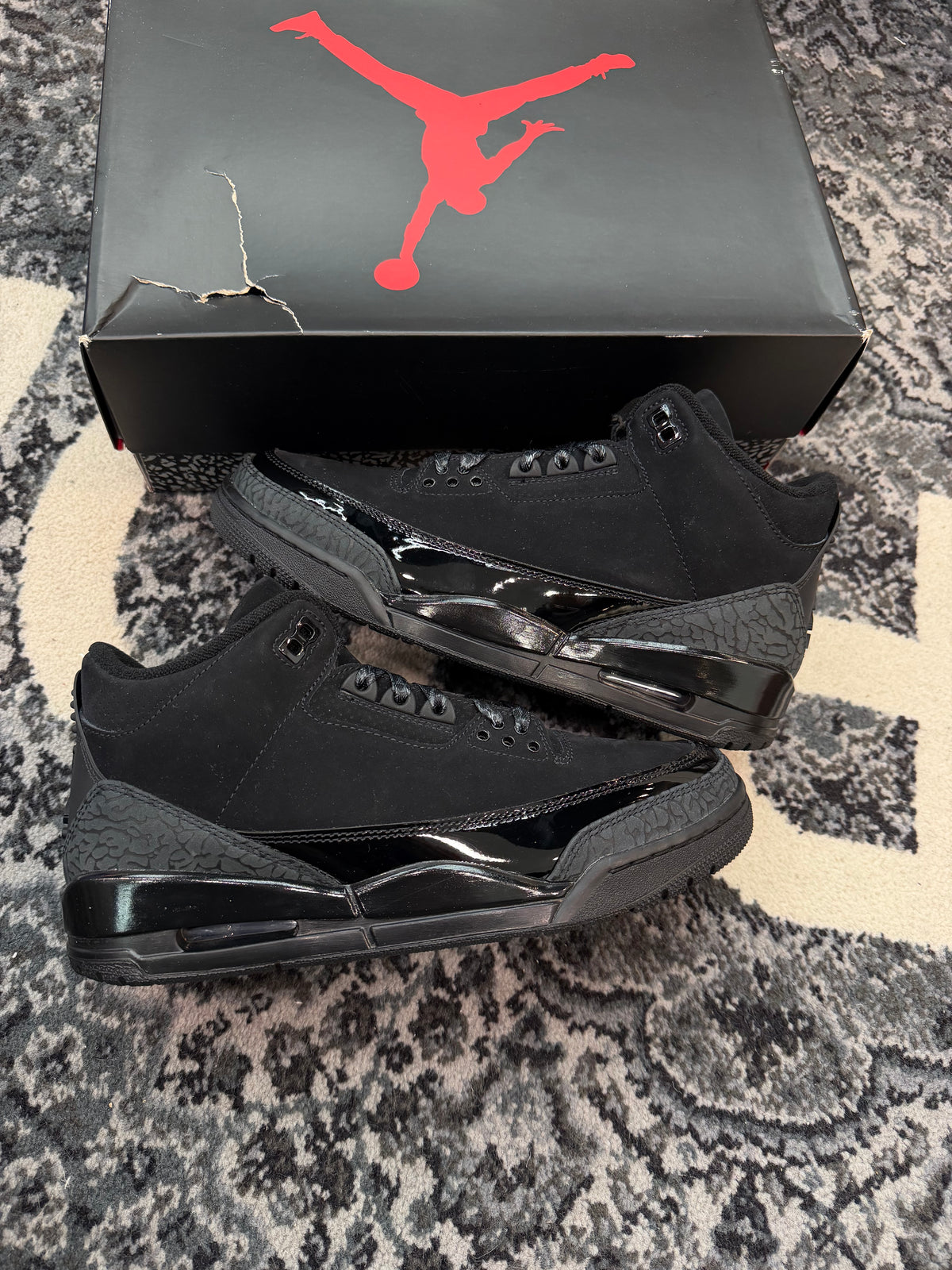 Jordan 3 “Black Cat”