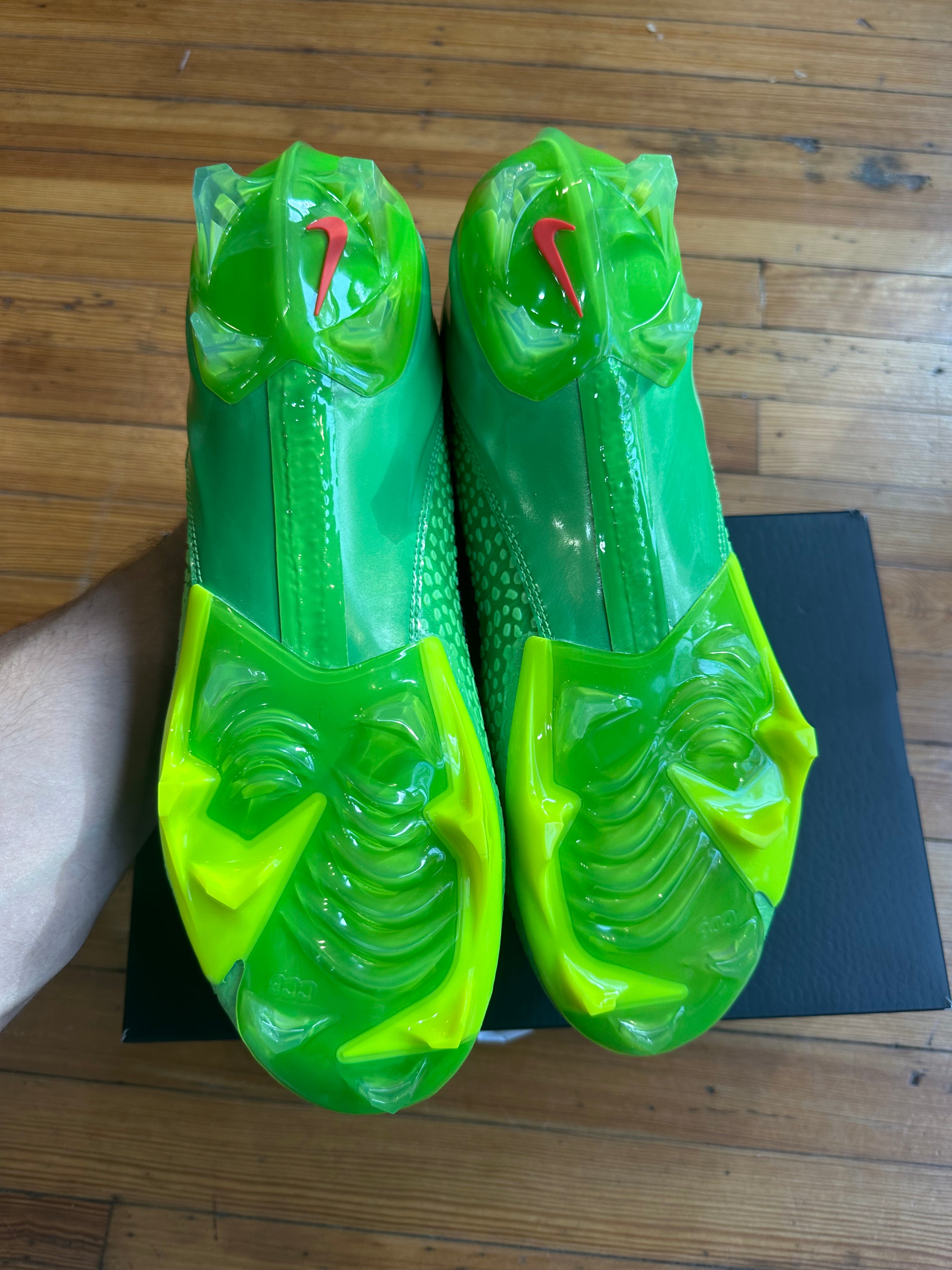 Nike Vapor Edge Kobe 6 “Grinch”