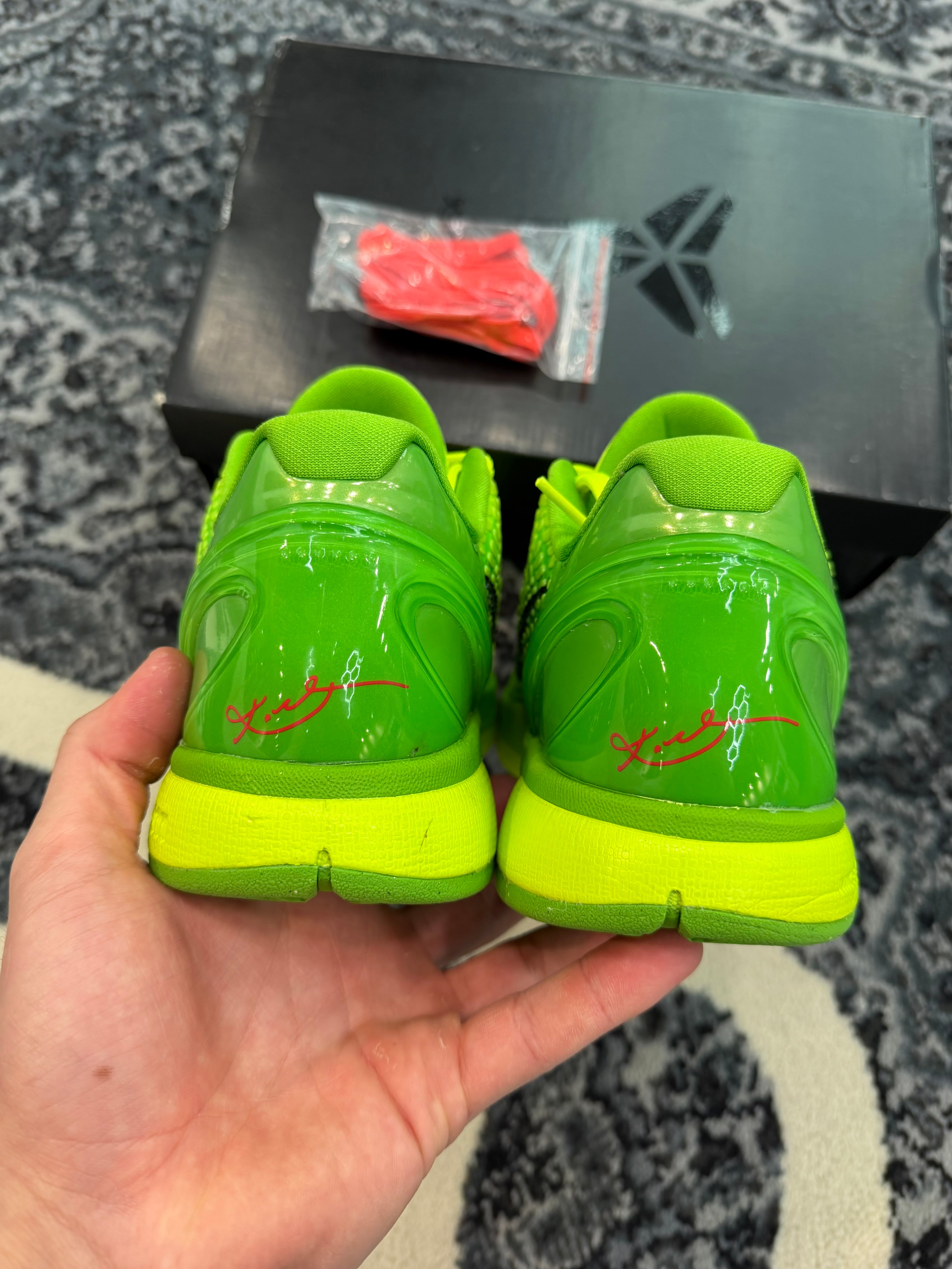 Kobe 6 Protro “Grinch”