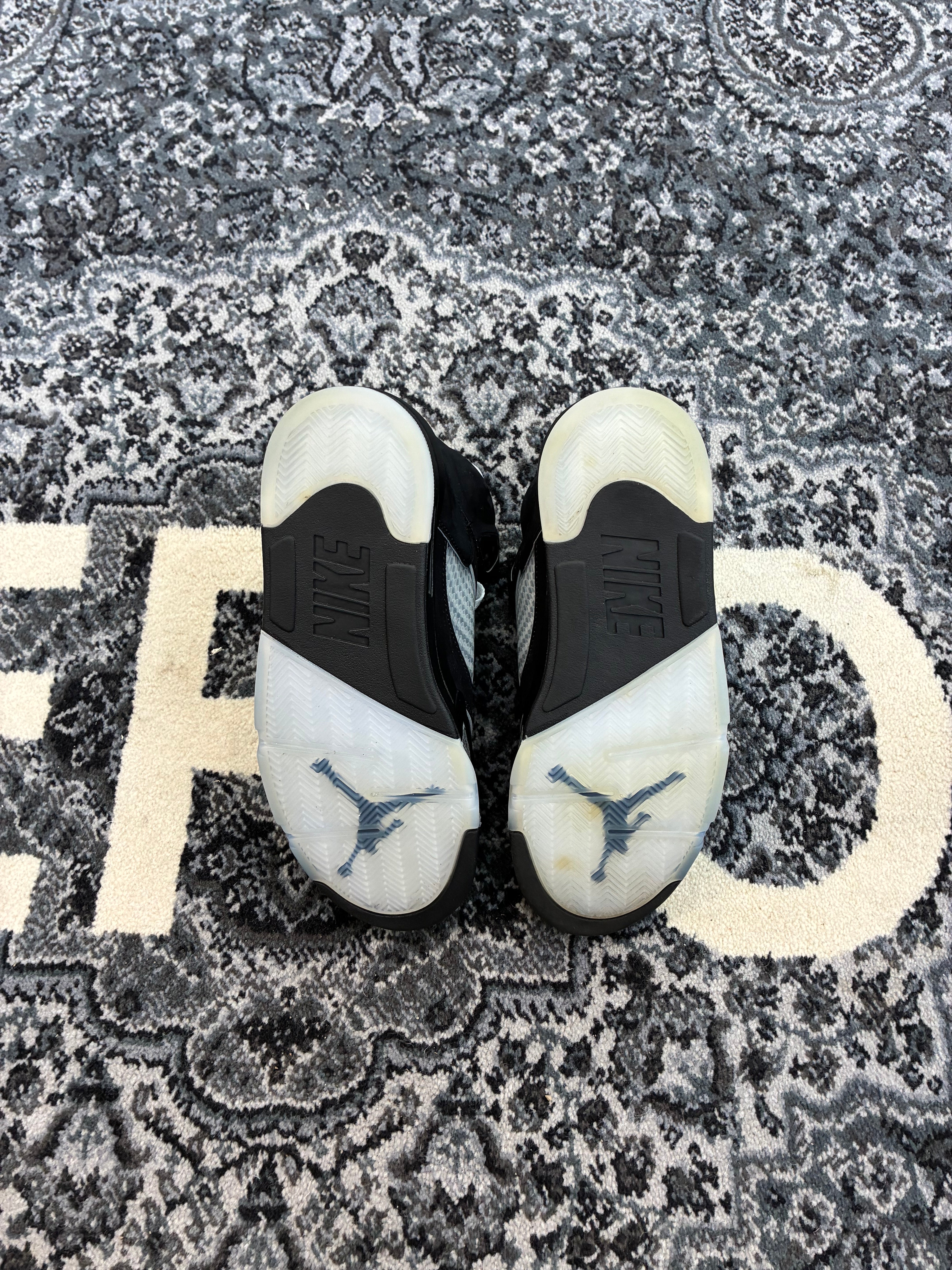 Jordan 5 “Black Metallic”