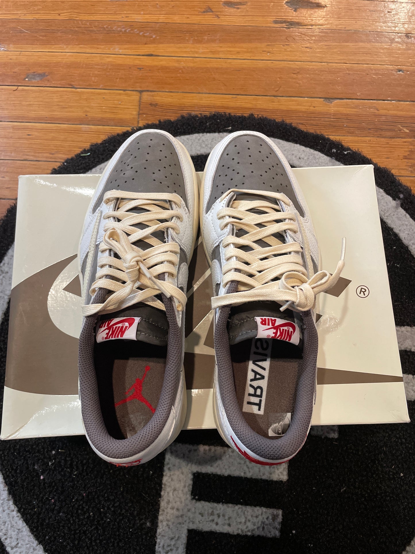 Jordan 1 Travis Scott Low “Reverse Mocha”