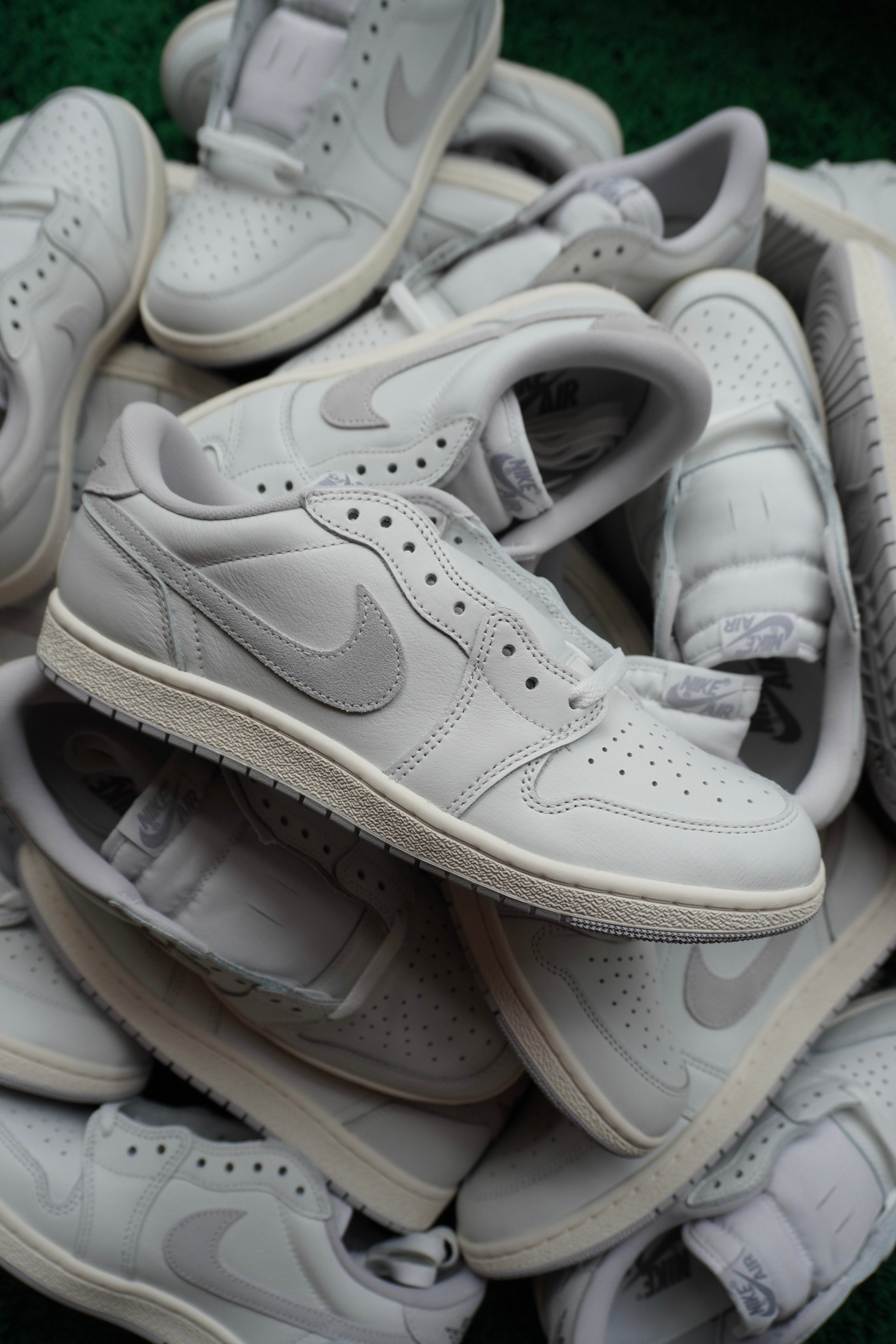 Jordan 1 Low ‘85 “Neutral Grey”