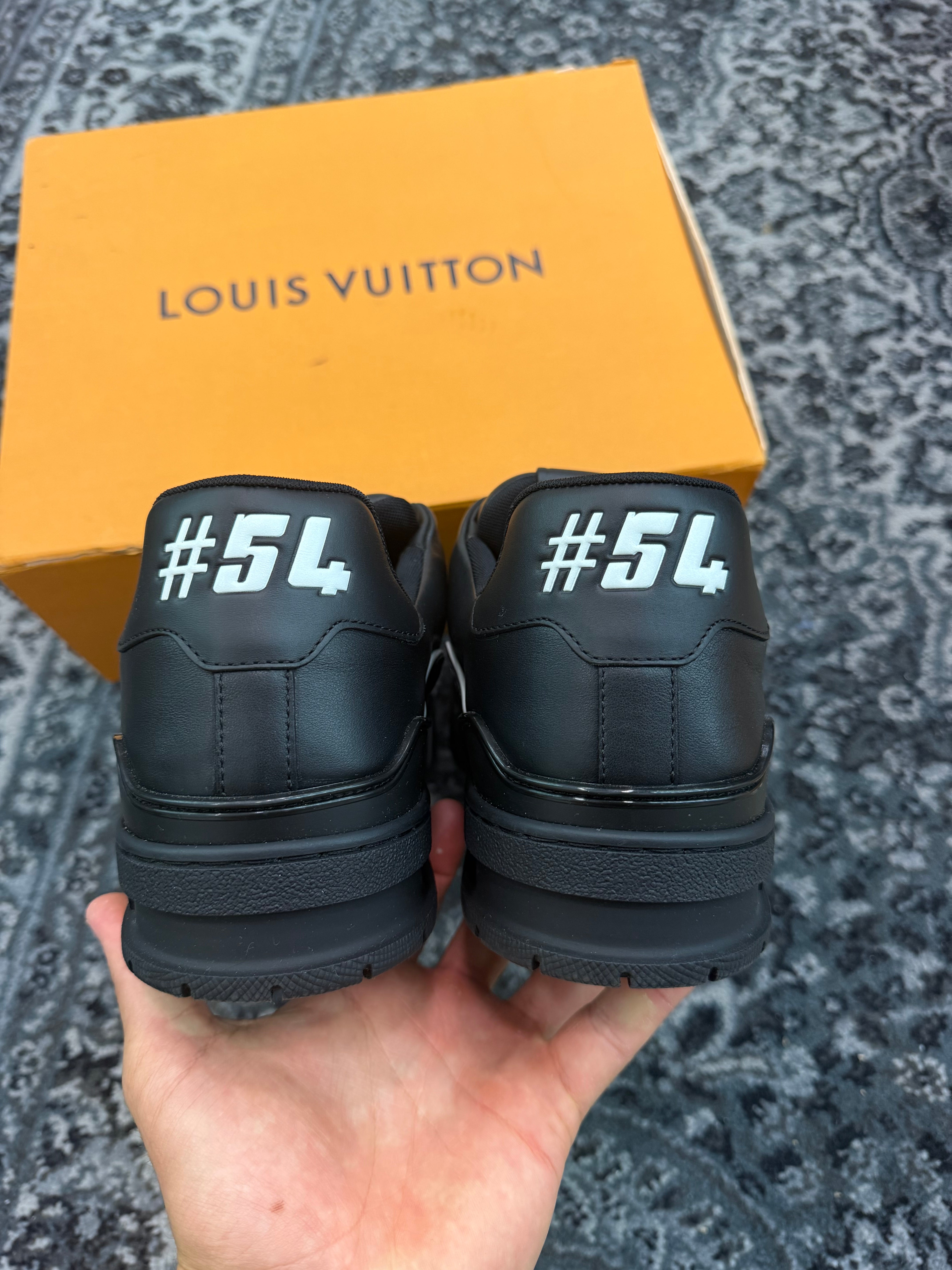 Louis Vuitton Trainer “Black White Monogram”