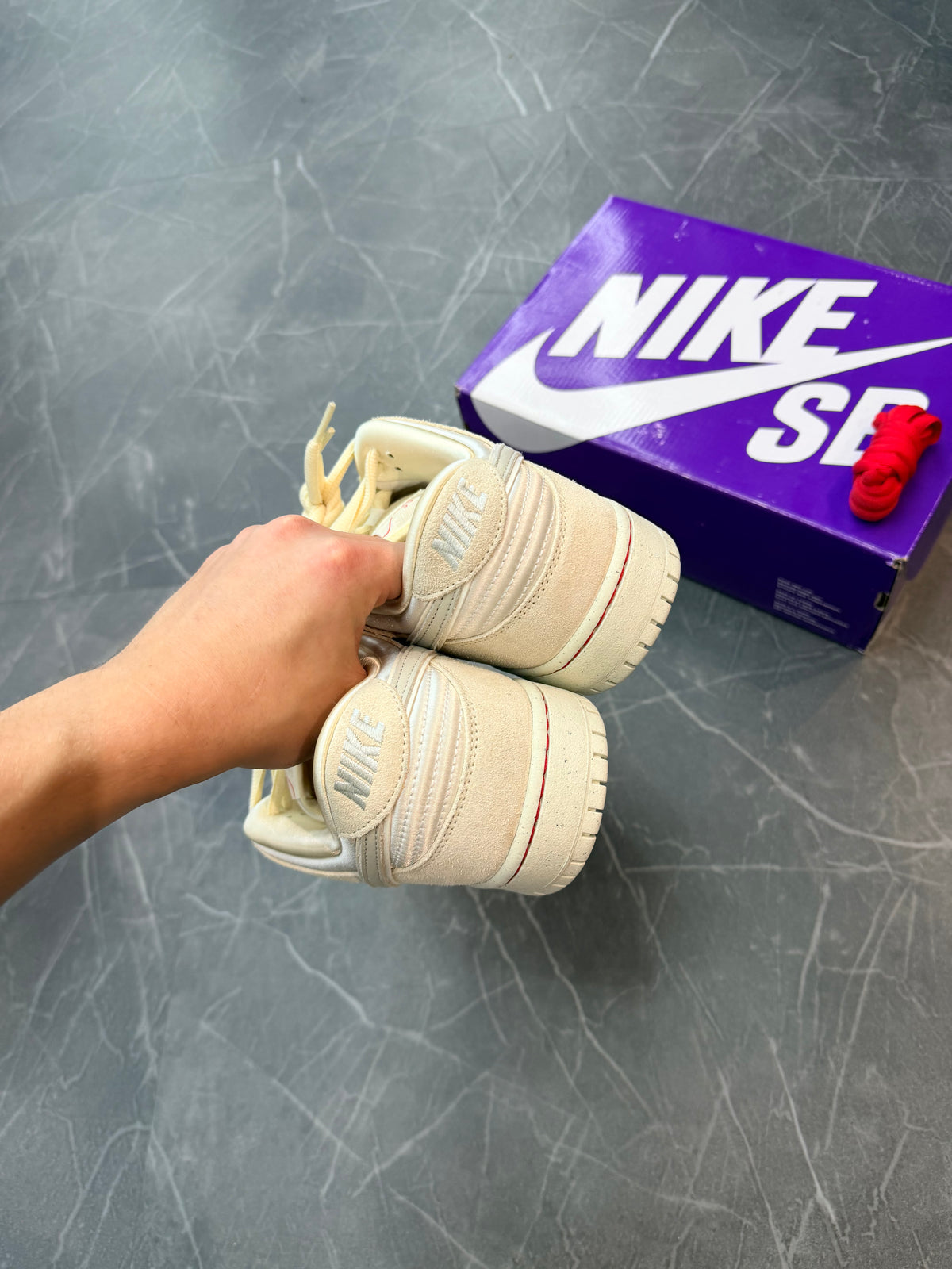 Nike SB Dunk Low City of Love Light Bone