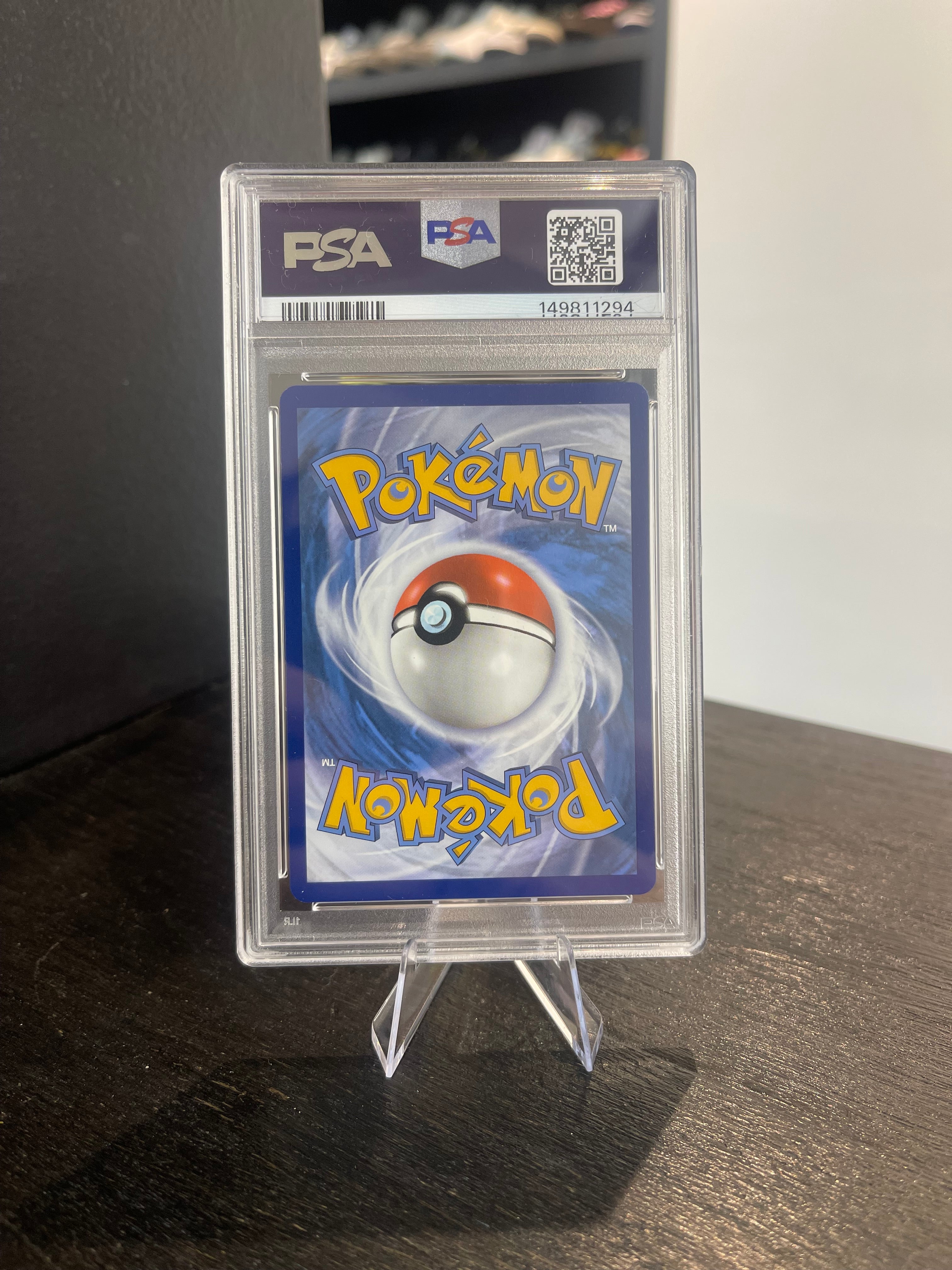 Sylveon VMAX #212 (PSA 10)