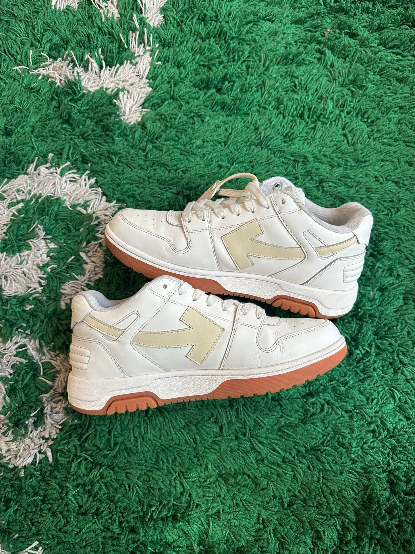 Off White Out Of Office “Tan”