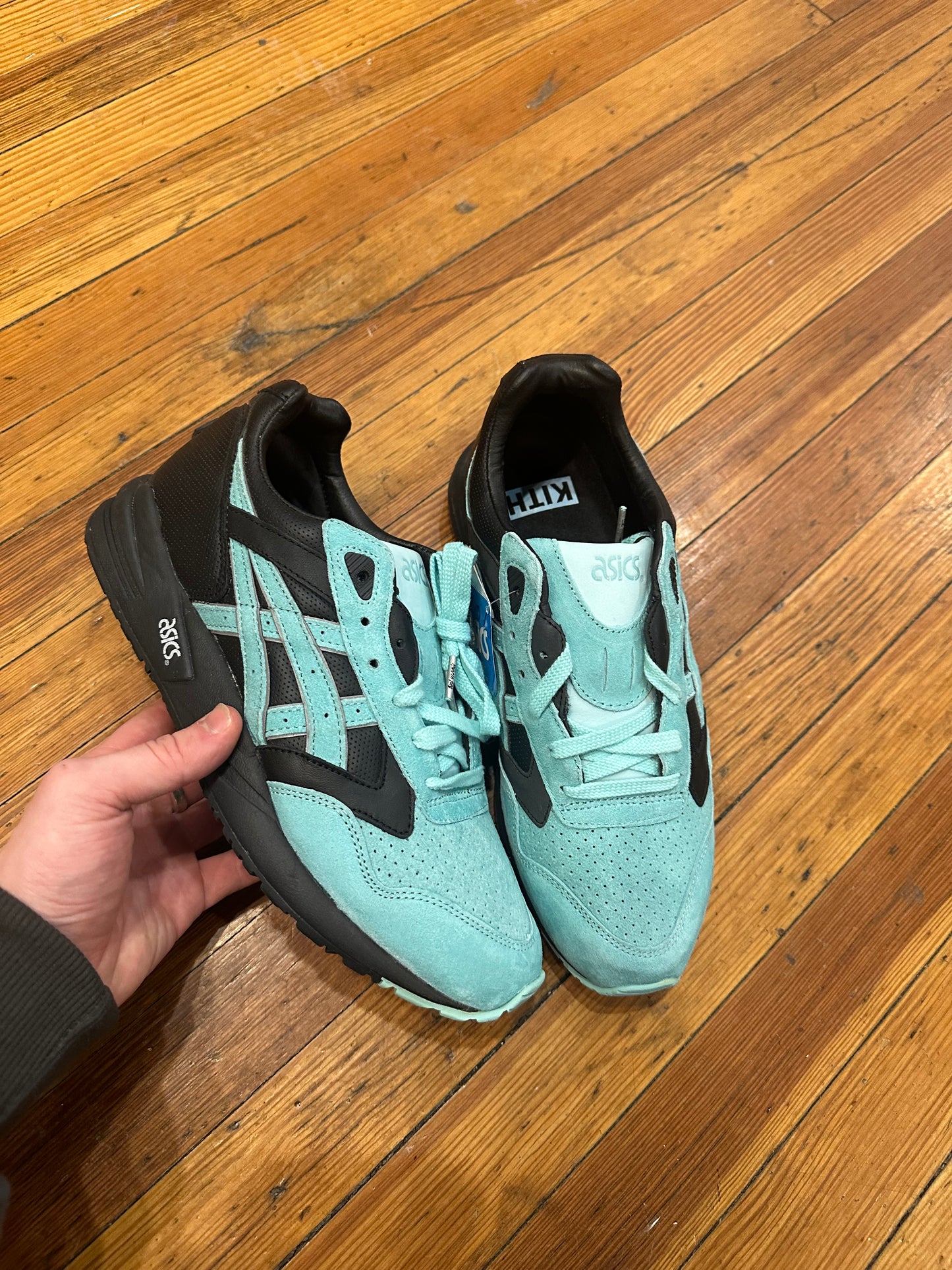 ASICS Gel-Saga Diamond Supply Co x Tiffany