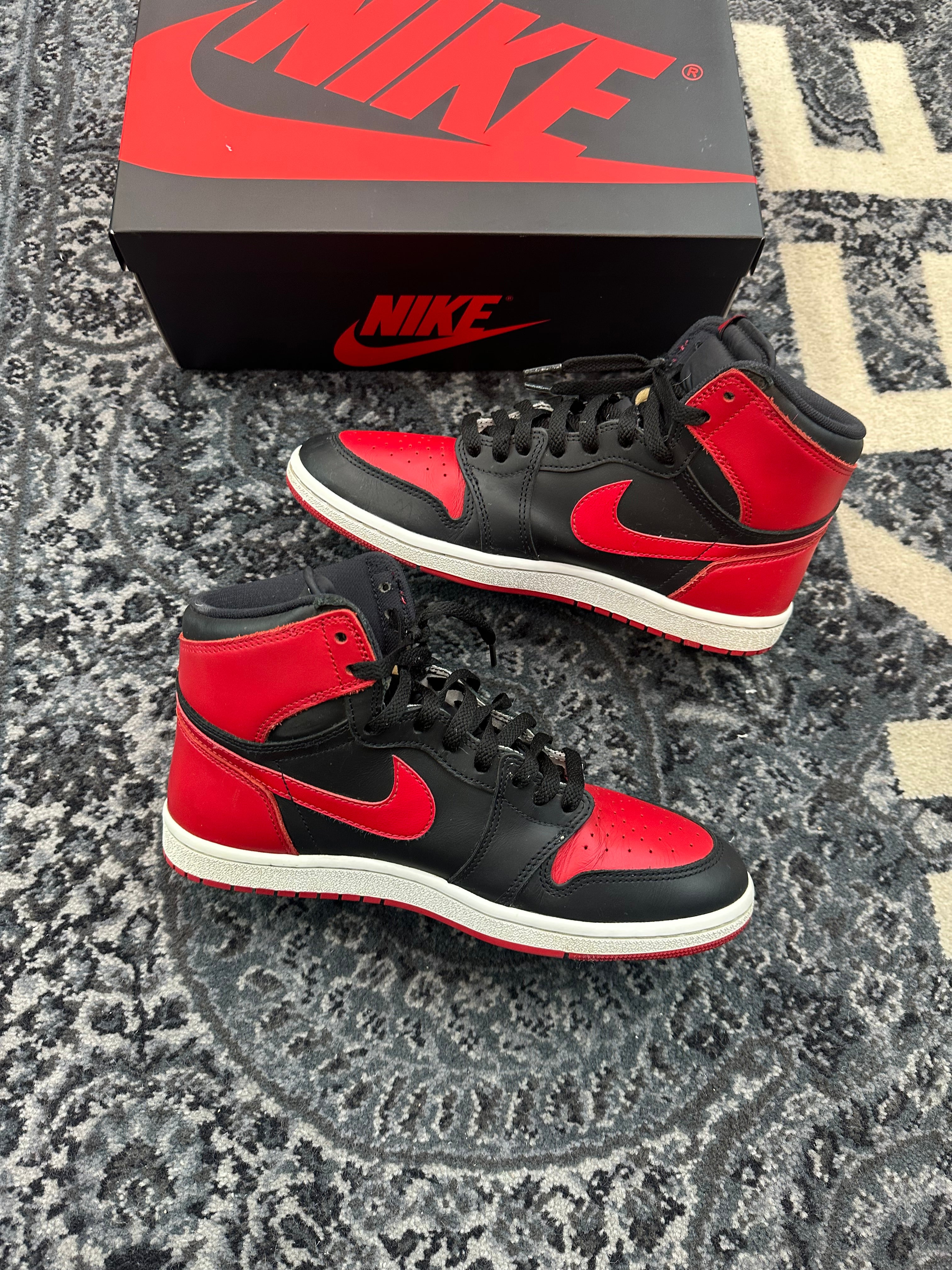 Jordan 1 High “Bred 2025”