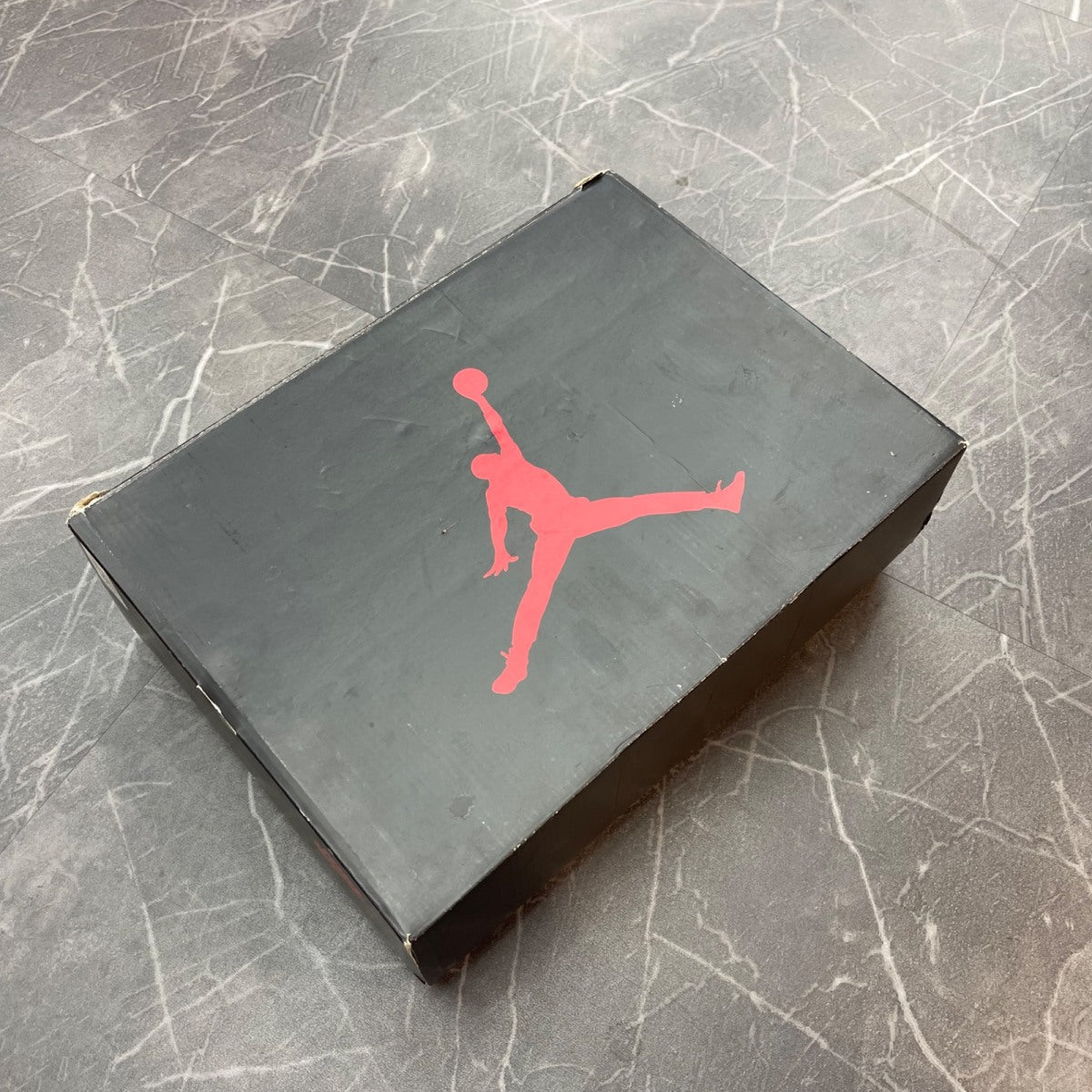 Jordan 5 Retro Fire Red Black Tongue (2025) - Image 5
