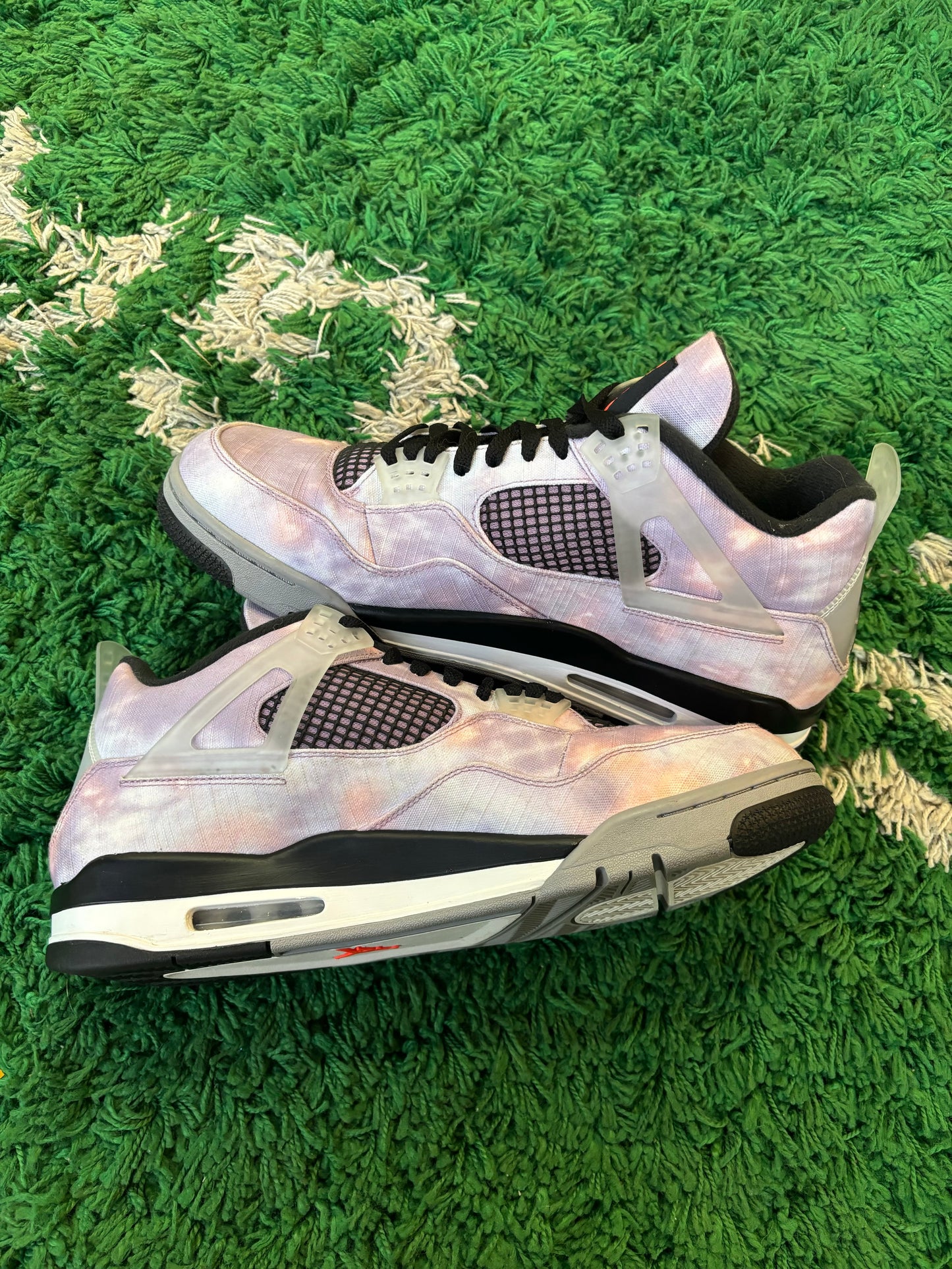Jordan 4 “Zen Master”