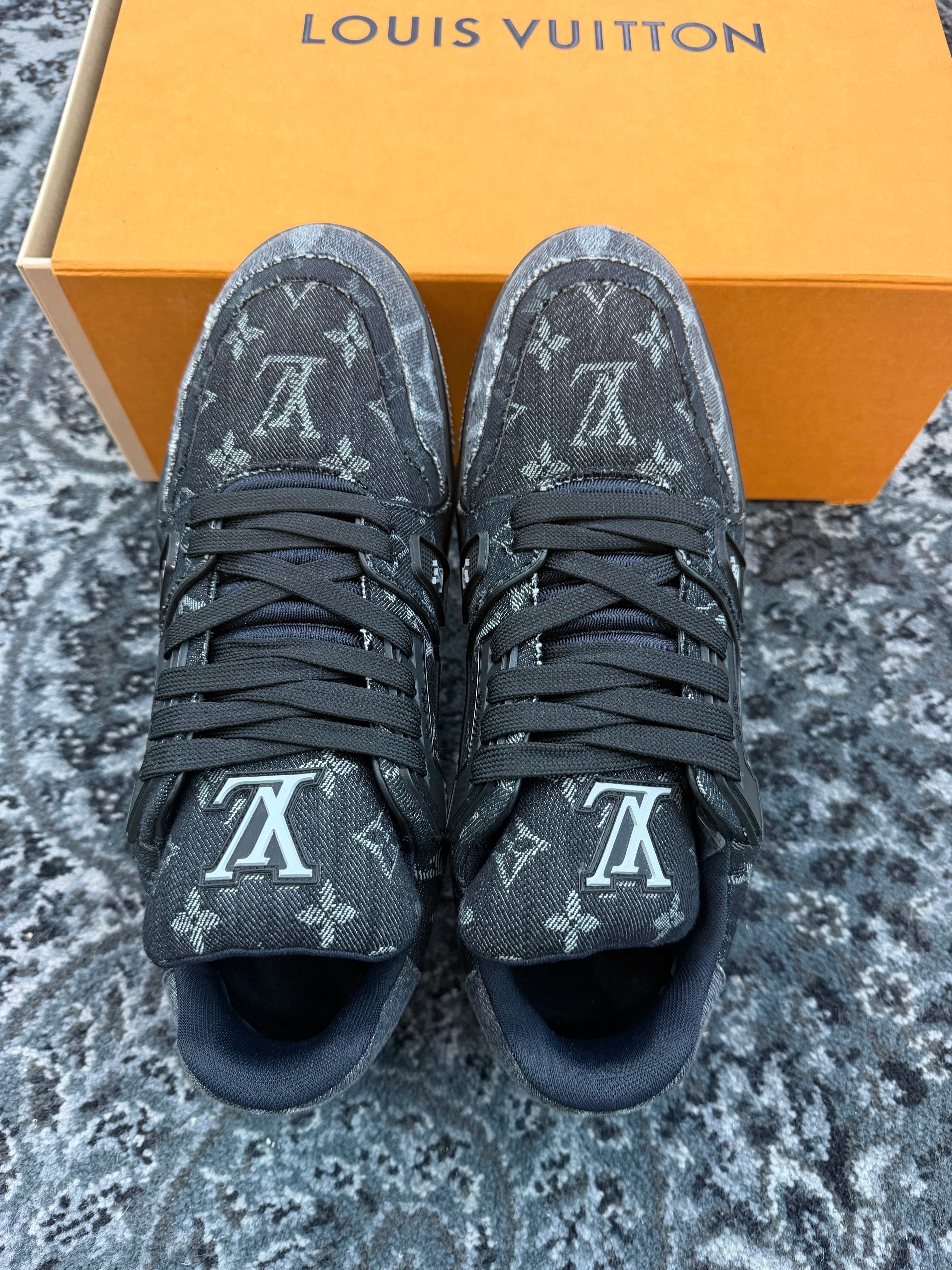 Louis Vuitton Trainer “Black Monogram Denim”