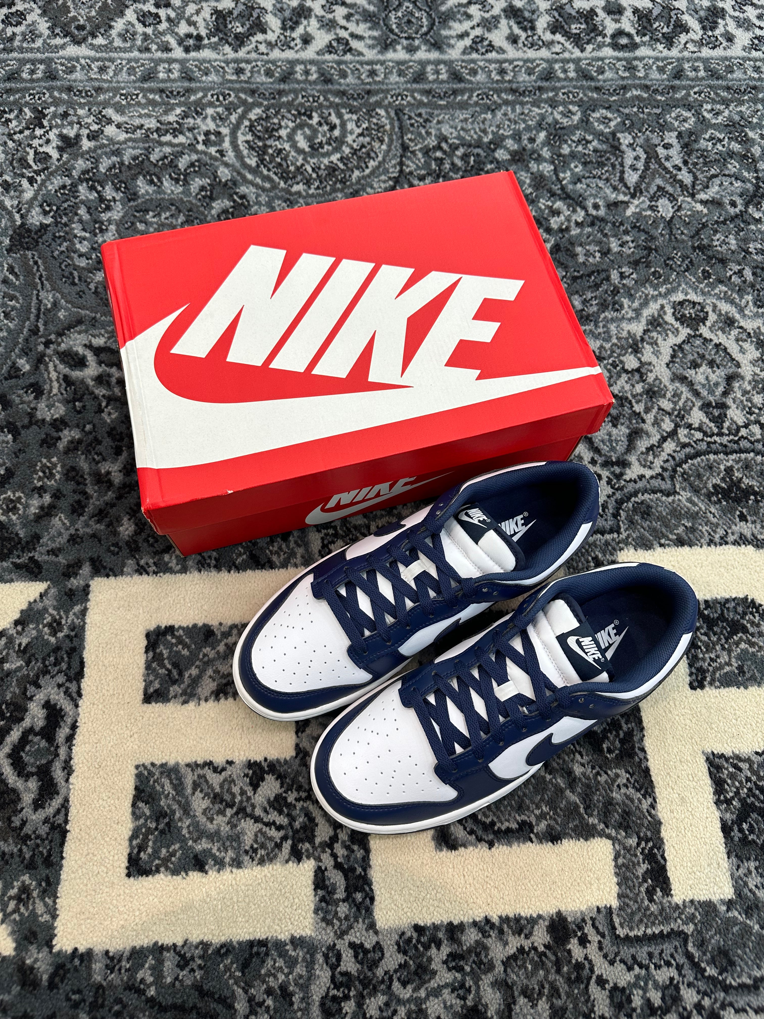 Nike Dunk Low “Midnight Navy”