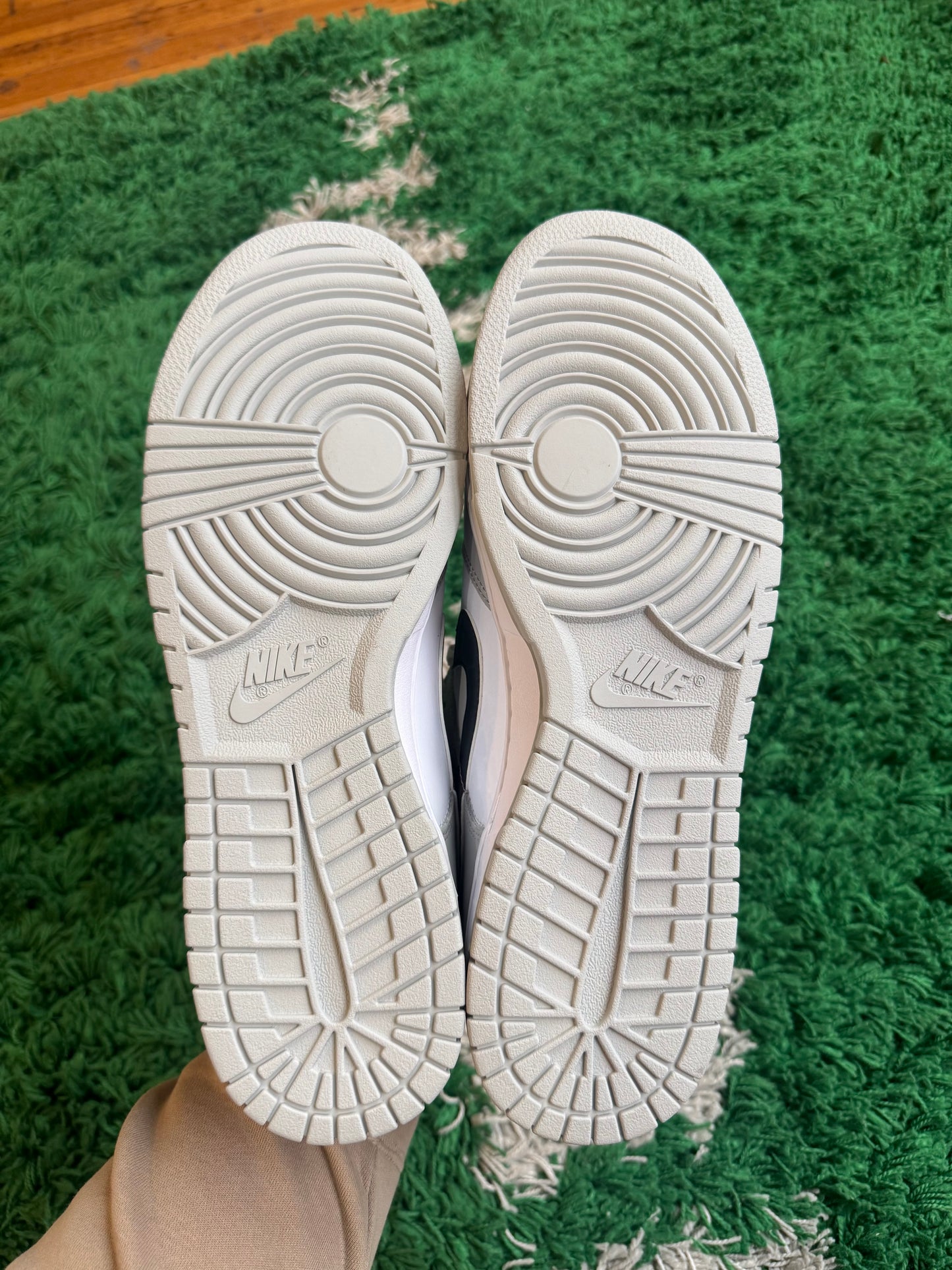 Nike Dunk “Lottery Grey”