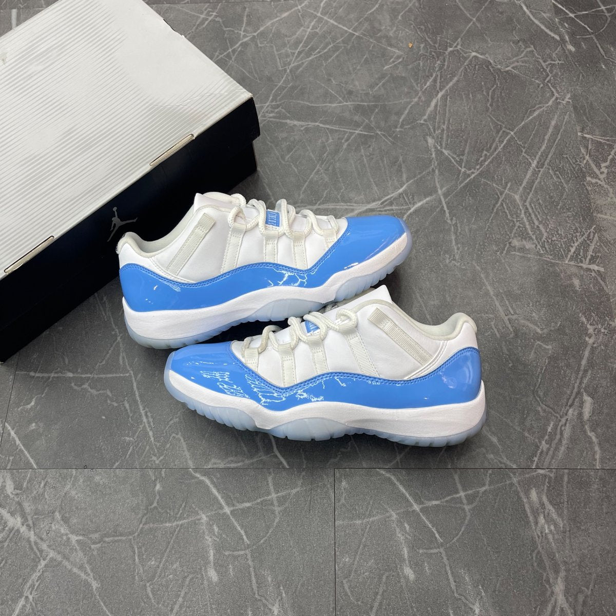 Jordan 11 Retro Low University Blue (2026) (Size 8) (Lightly Worn)