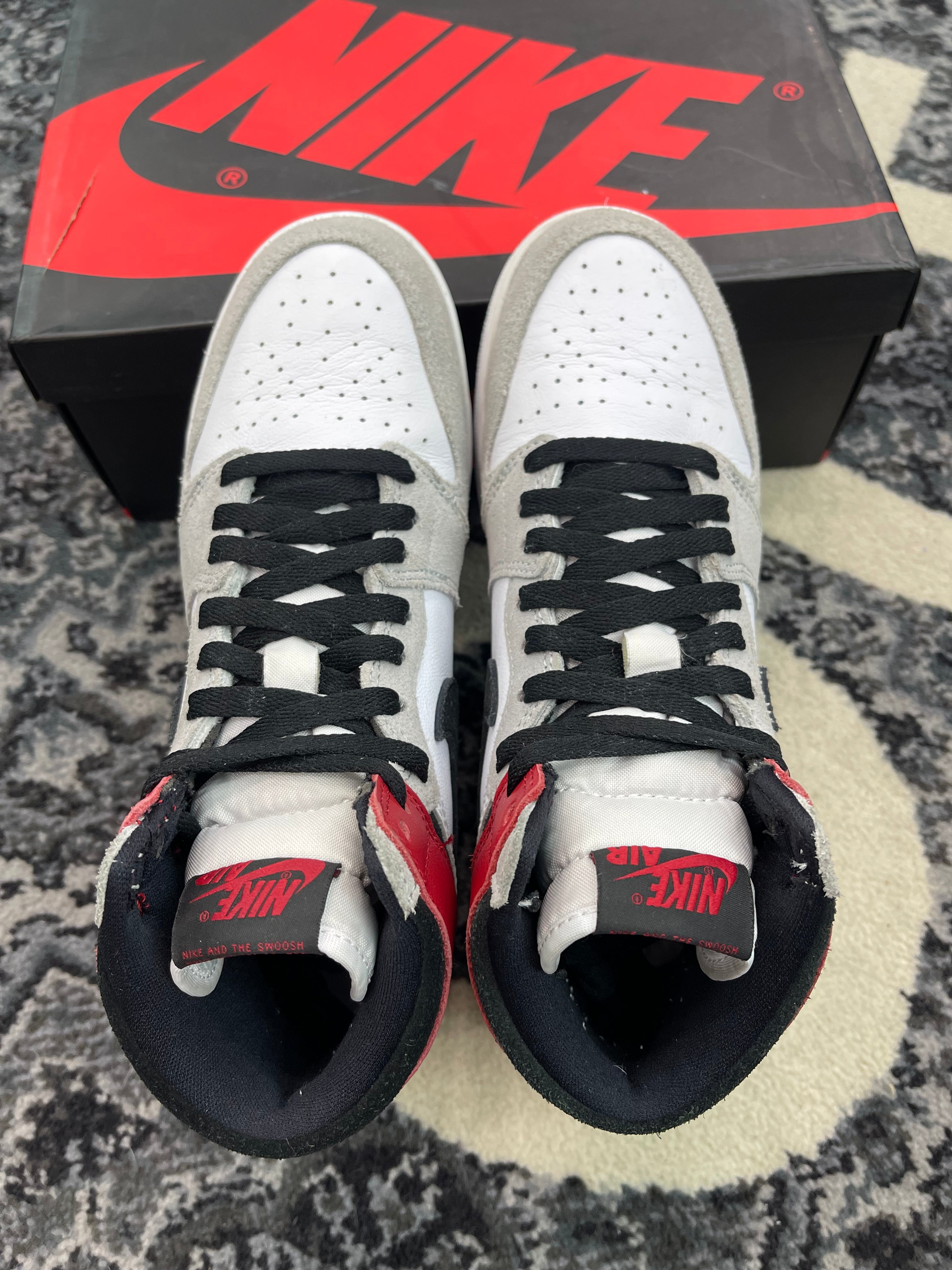 Jordan 1 High “Smoke Grey”