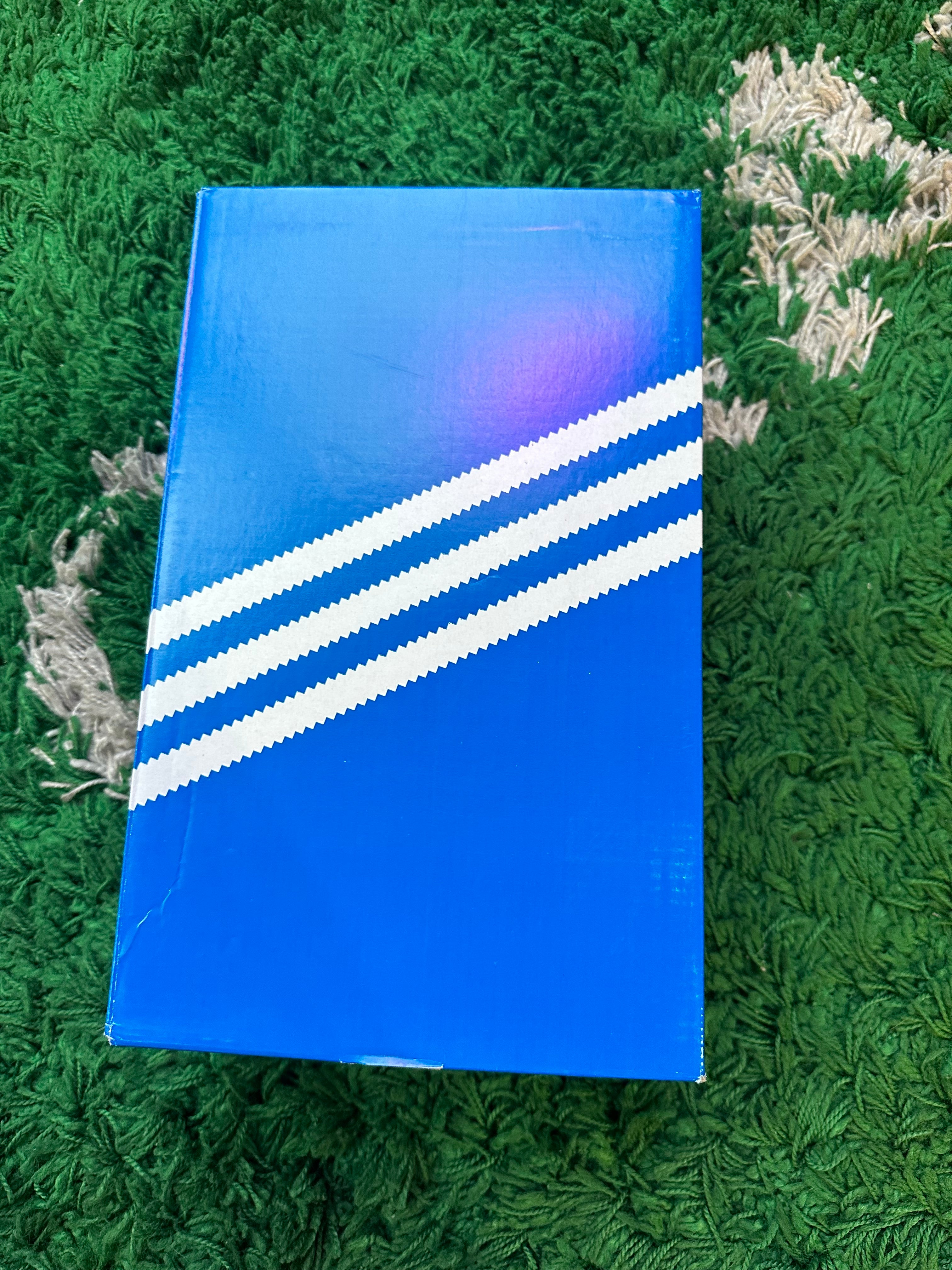 Adidas “Samba Og”