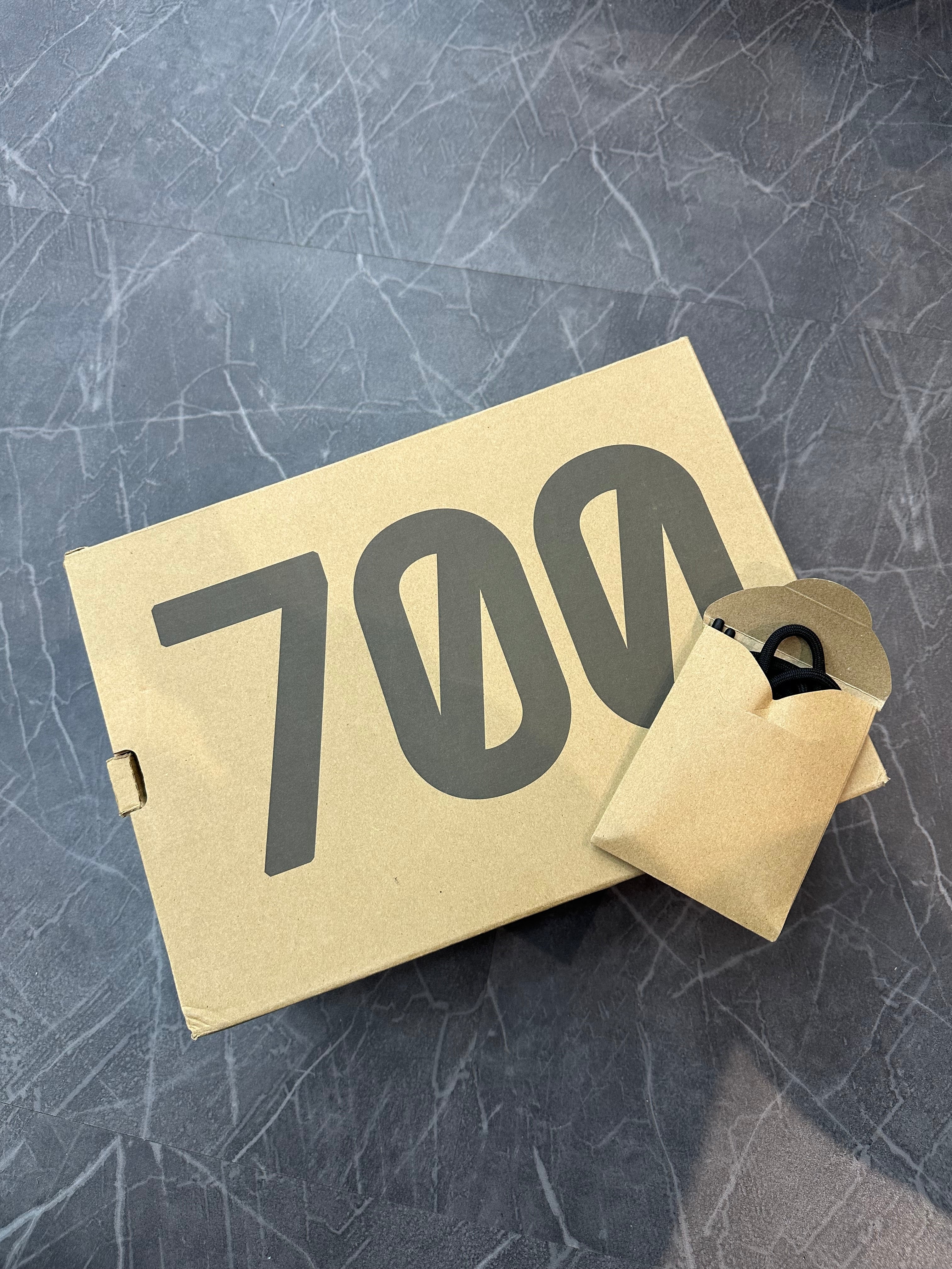 Yeezy 700 V3 “Mono Flower”