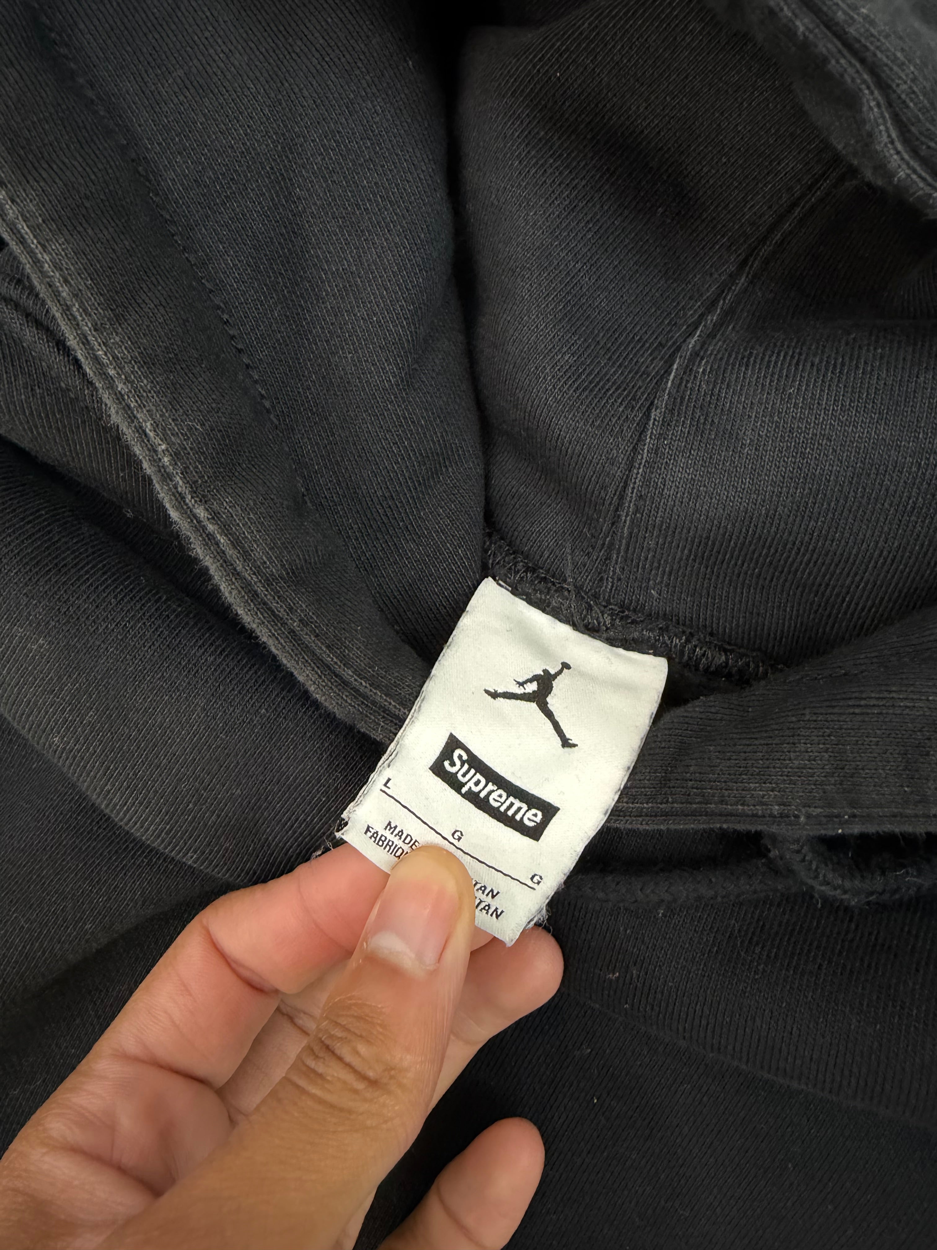 Supreme x Jordan Hoodie “Black”