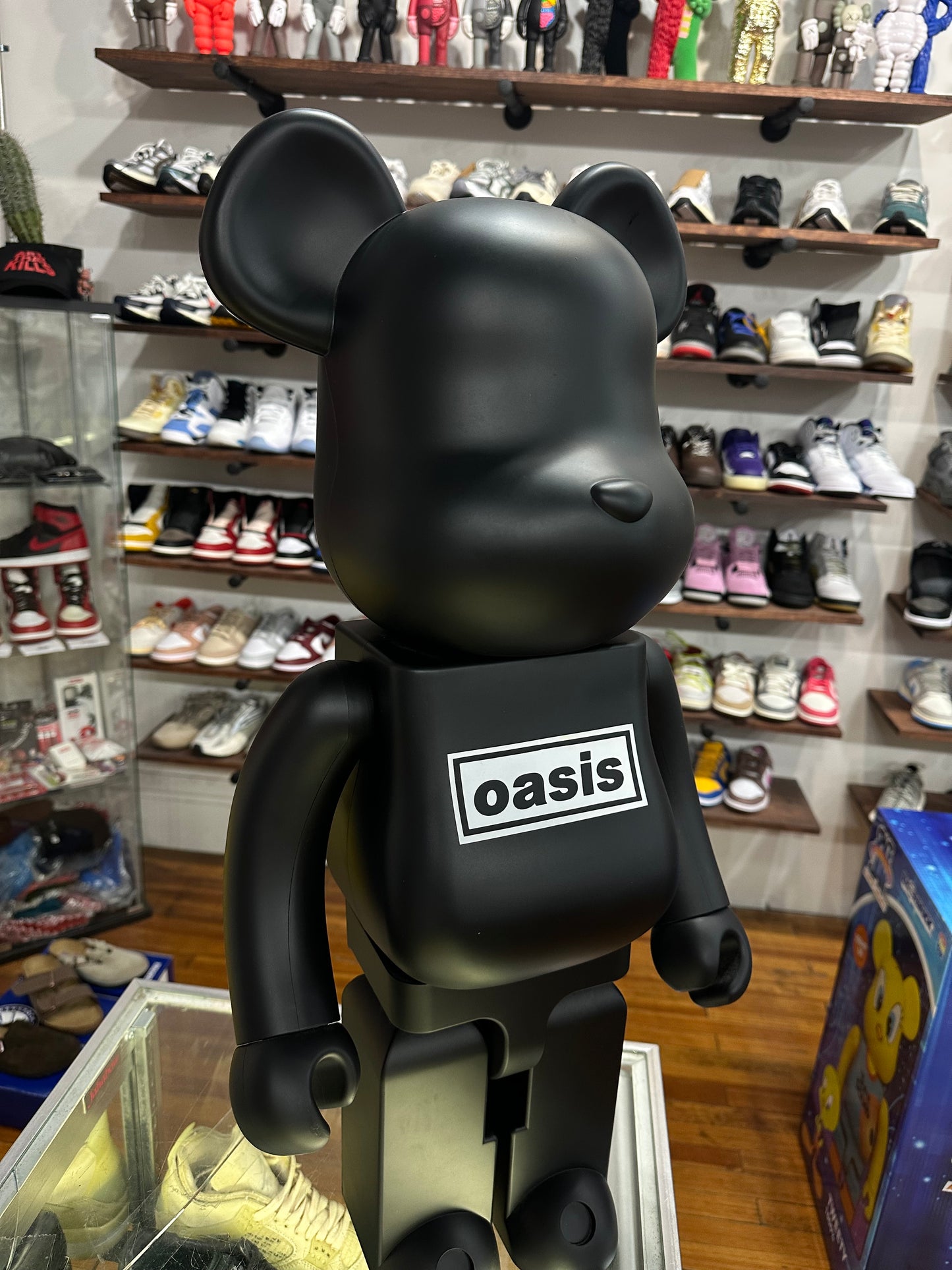 BearBrick 1000% “Oasis Black”