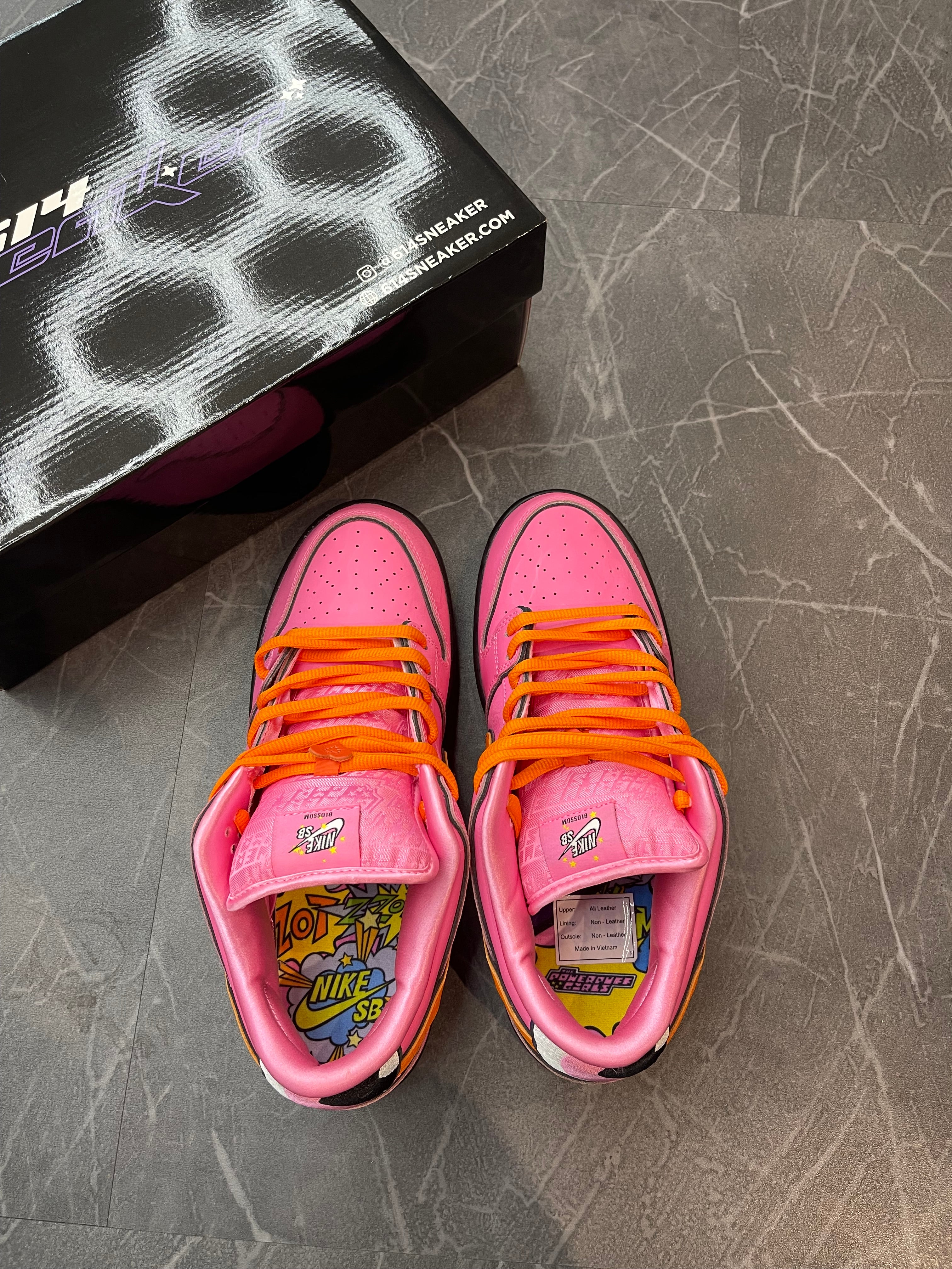 Nike Dunk SB “Power Puff Blossom”