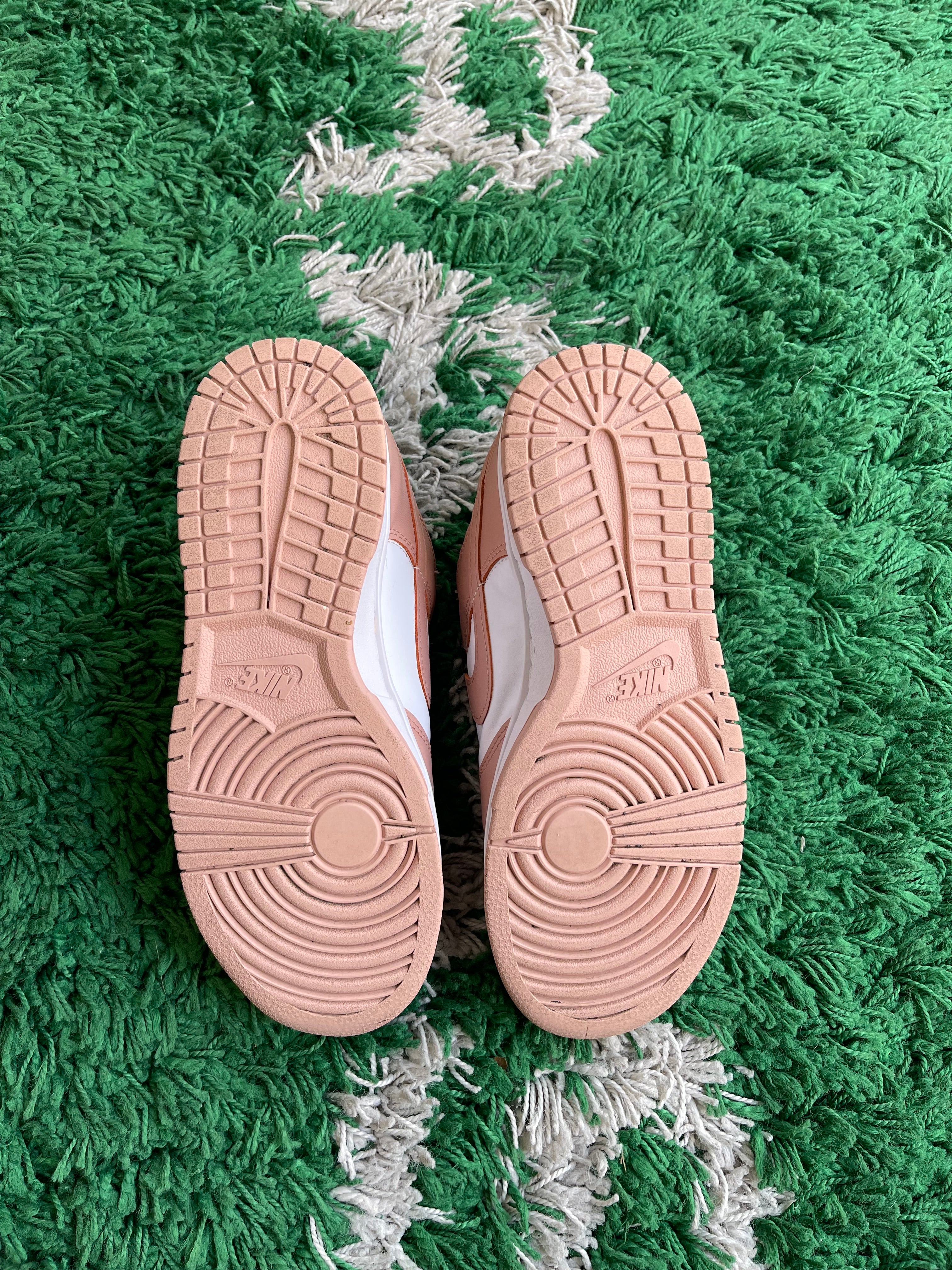 Nike Dunk Low “Rose Whisper”