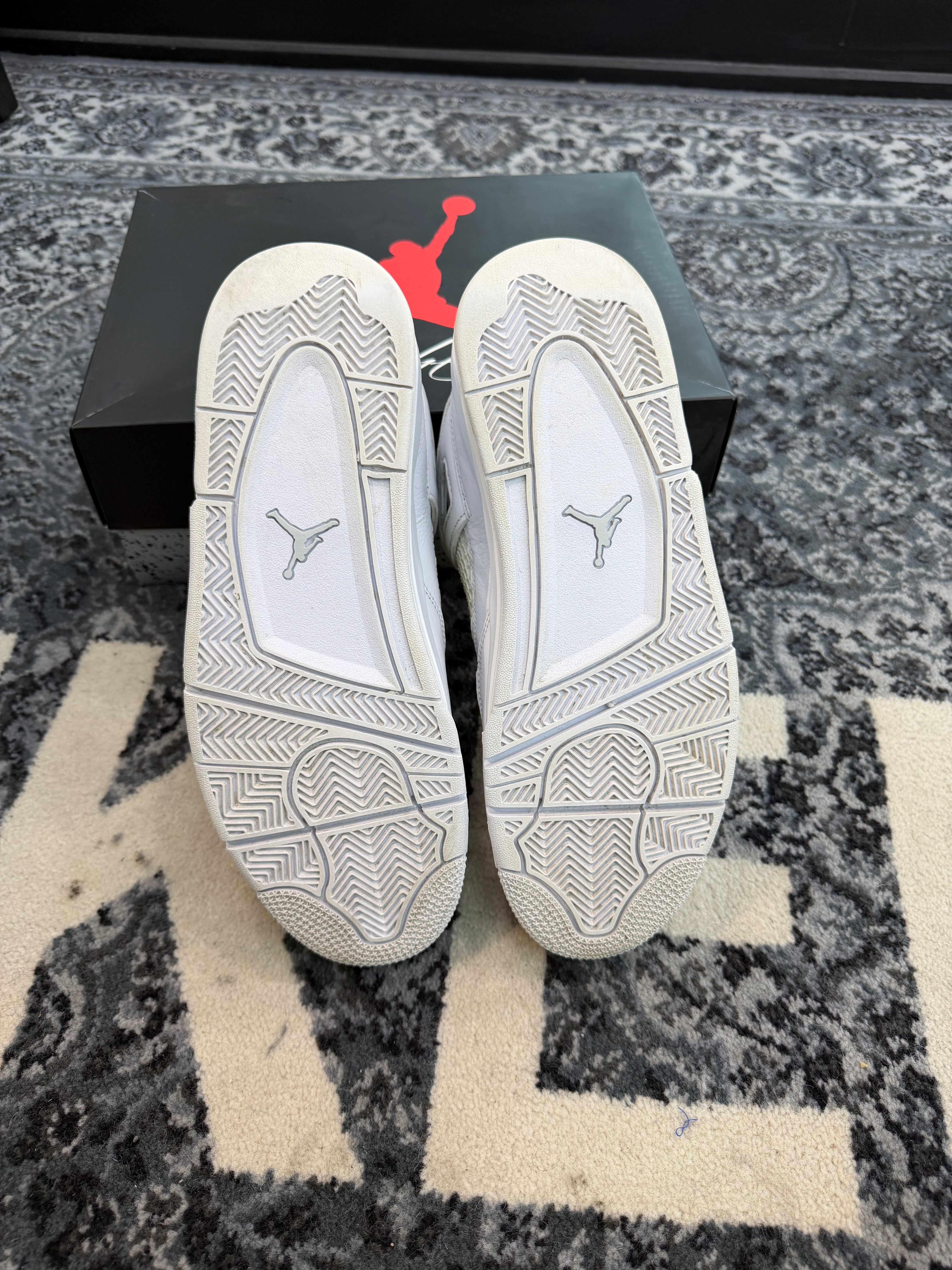 Jordan 4 “Pure Money”