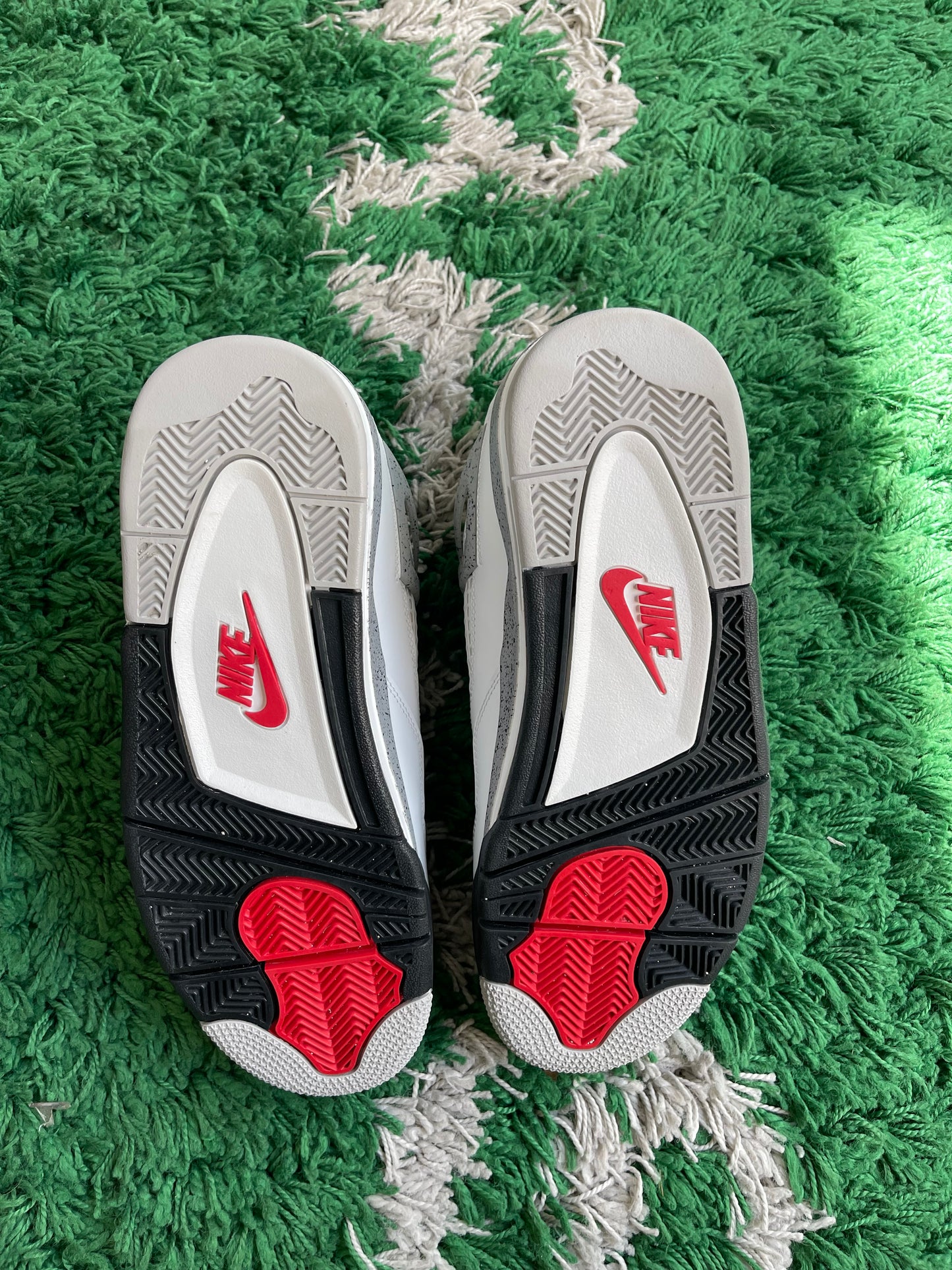 Jordan 4 “White Cement”