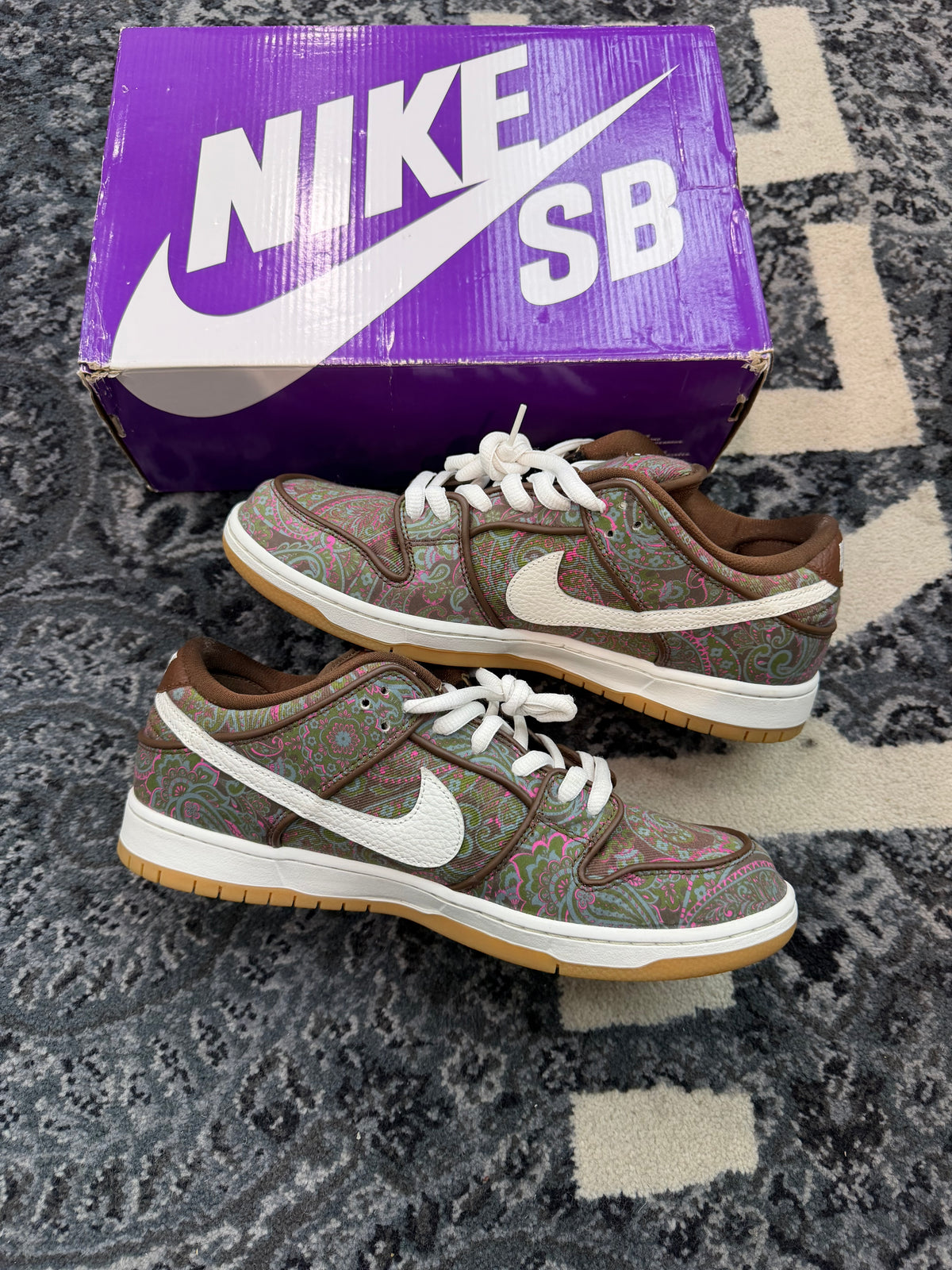 Nike SB Dunk Low “Paisley Brown”