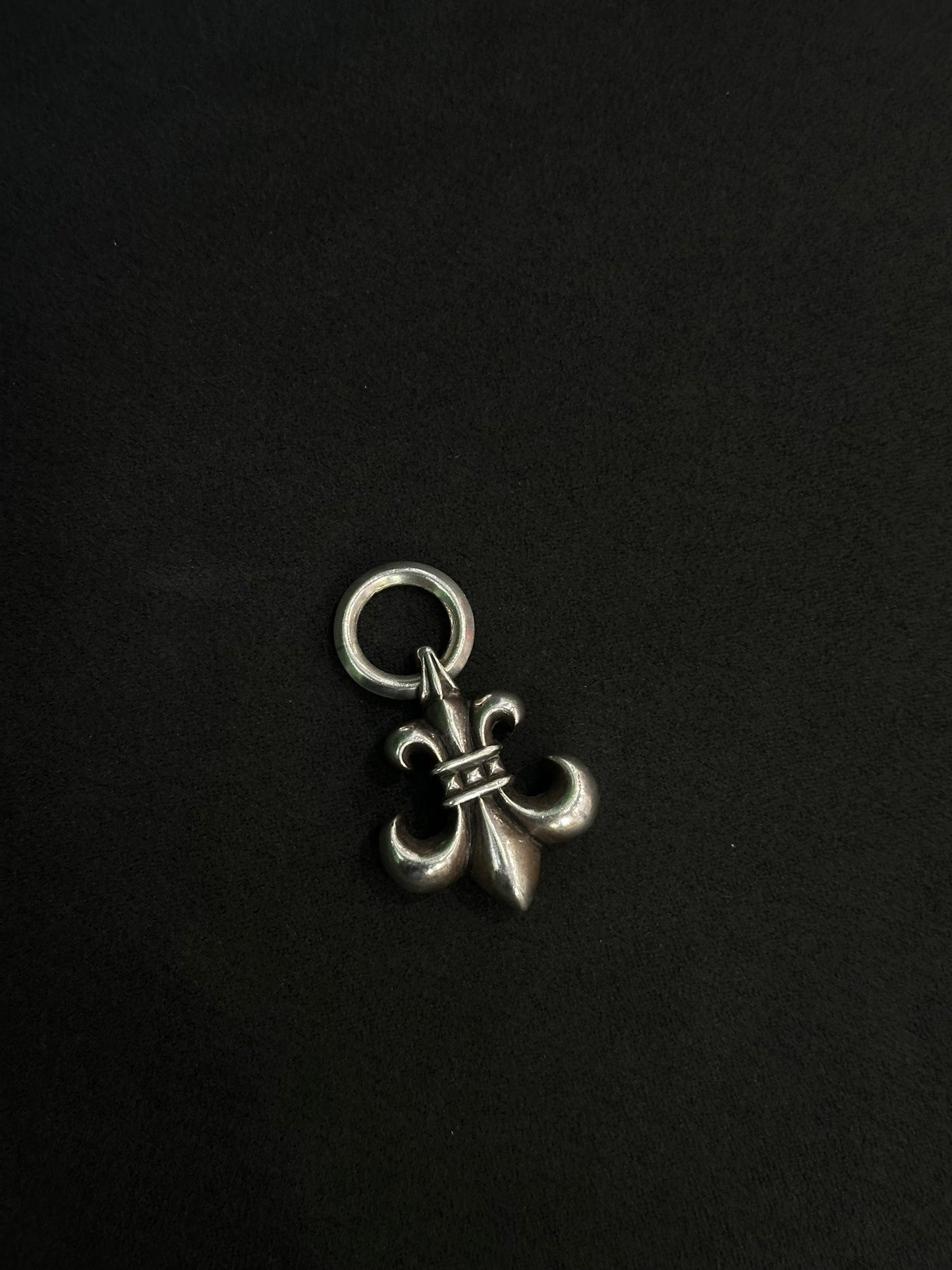 Chrome Hearts Fleur Pendant
