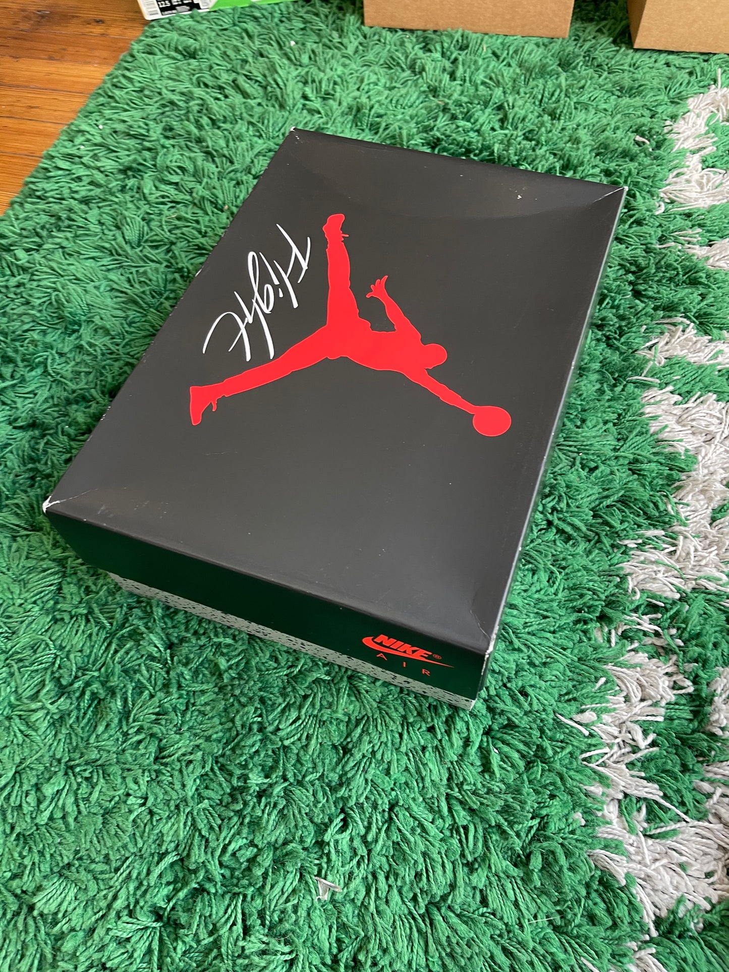 Jordan 4 “White Cement”