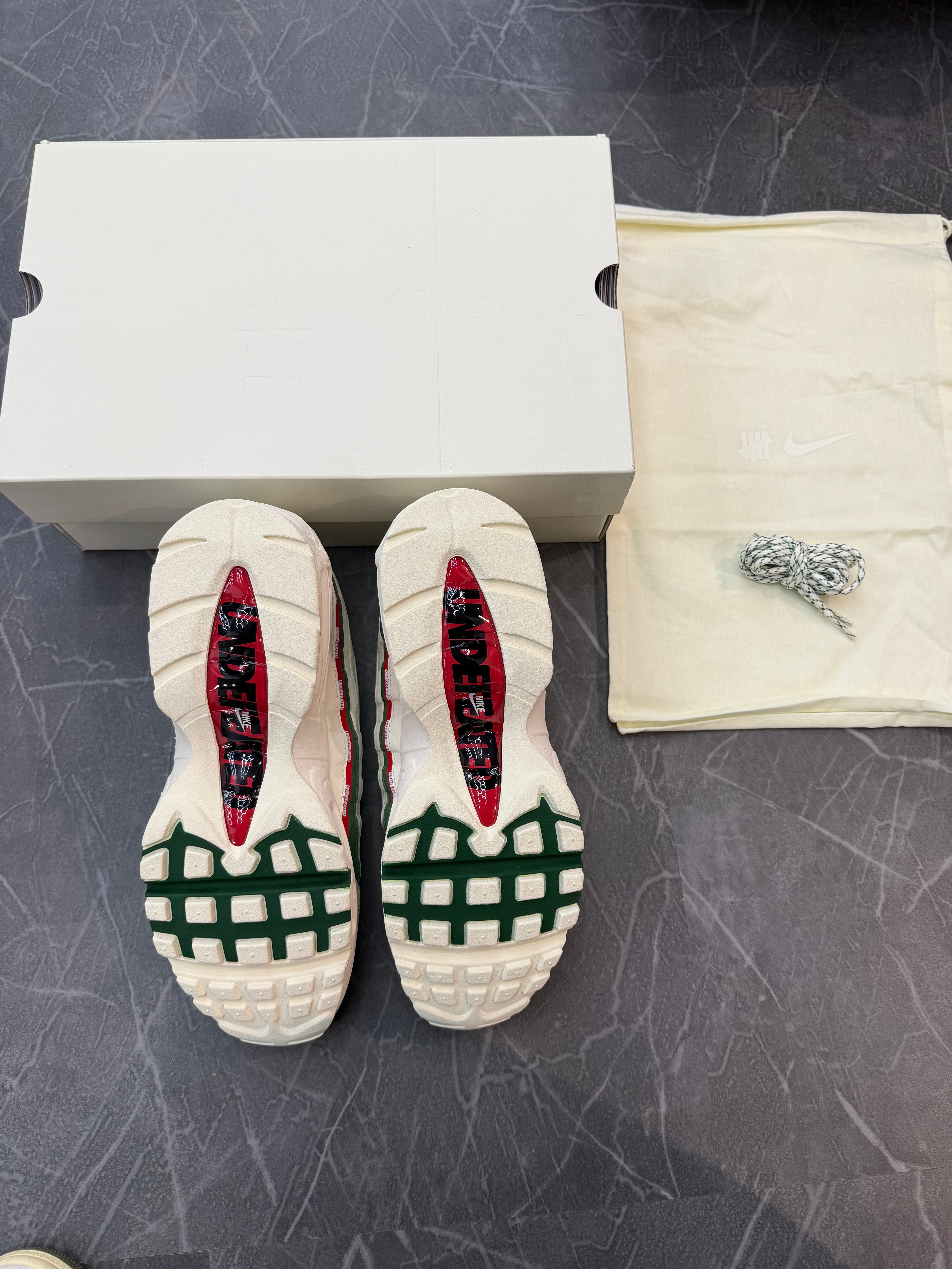 Nike x Undefeated Air Max 95 “Sail”