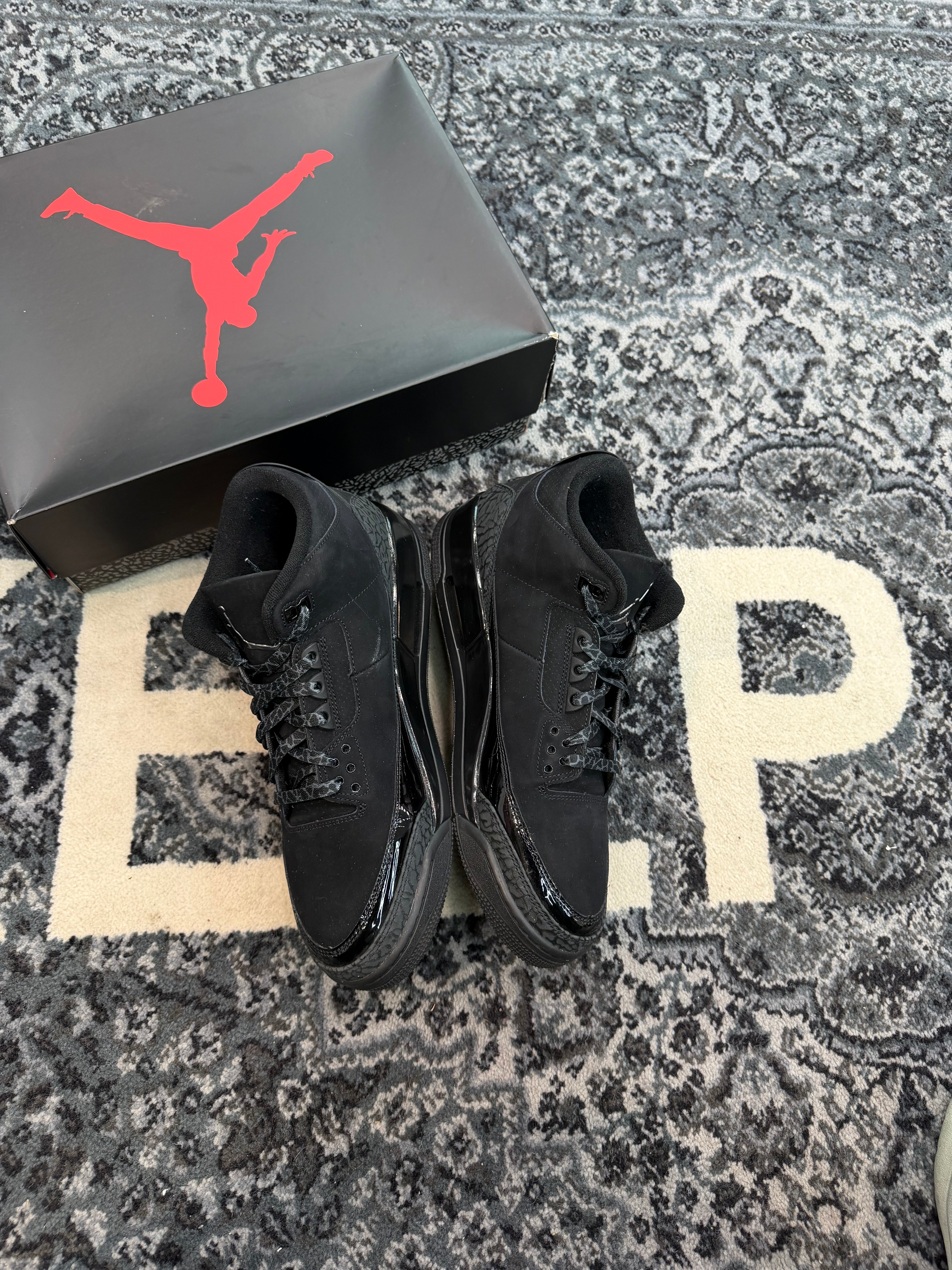 Jordan 3 “Black Cat”