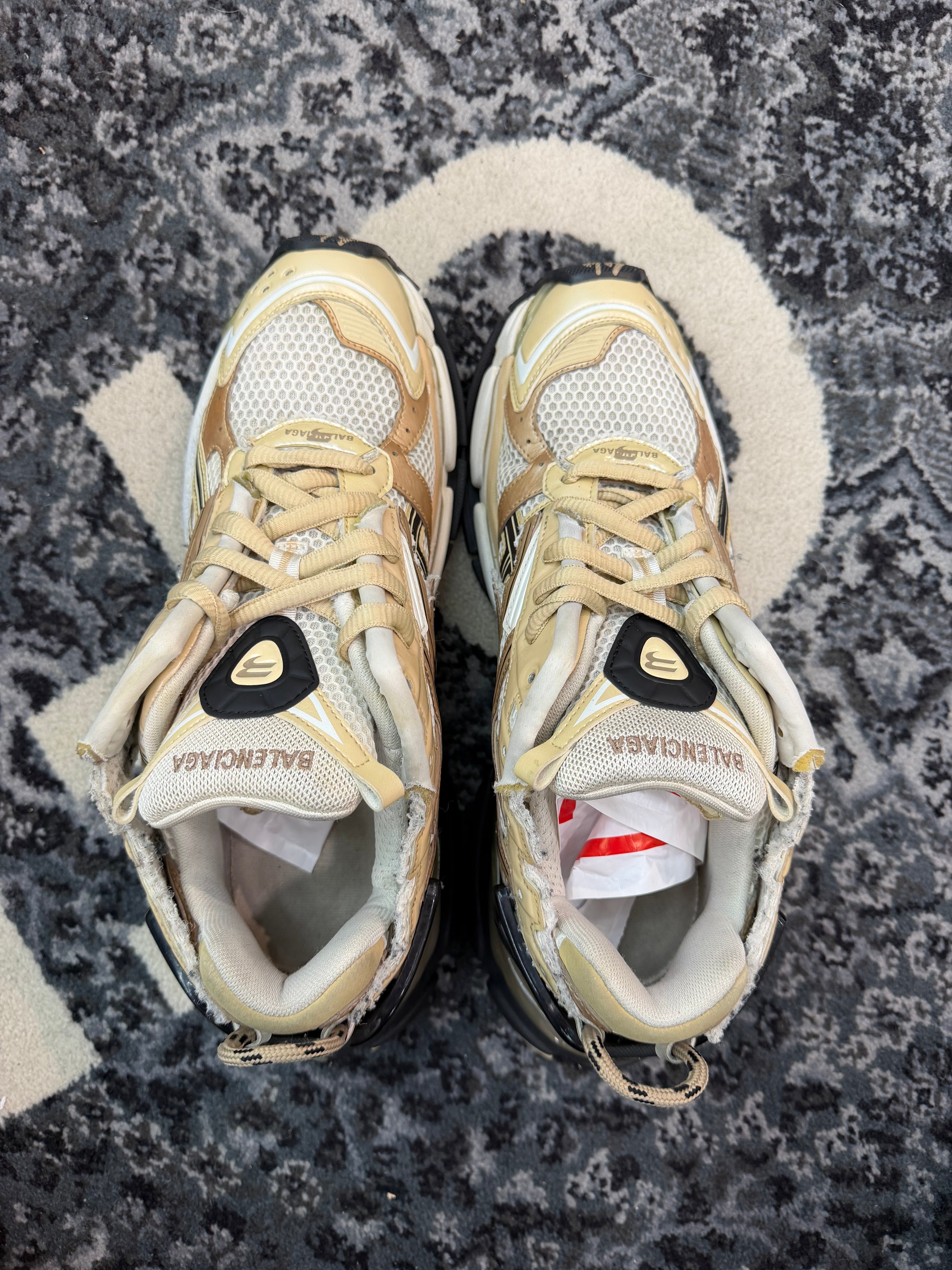 Balenciaga Runner “Mocha Beige”