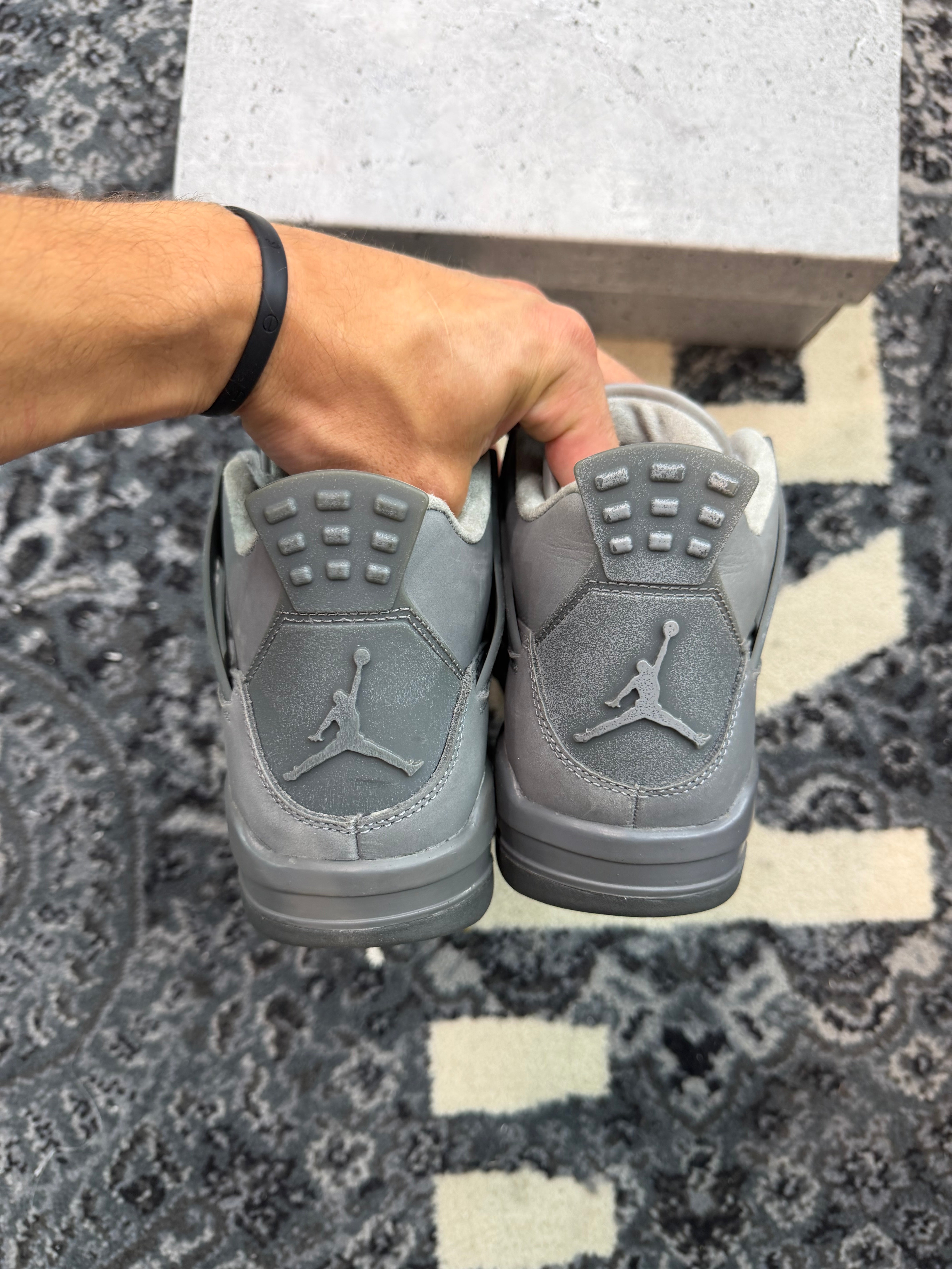 Jordan 4 “Wet Cement”