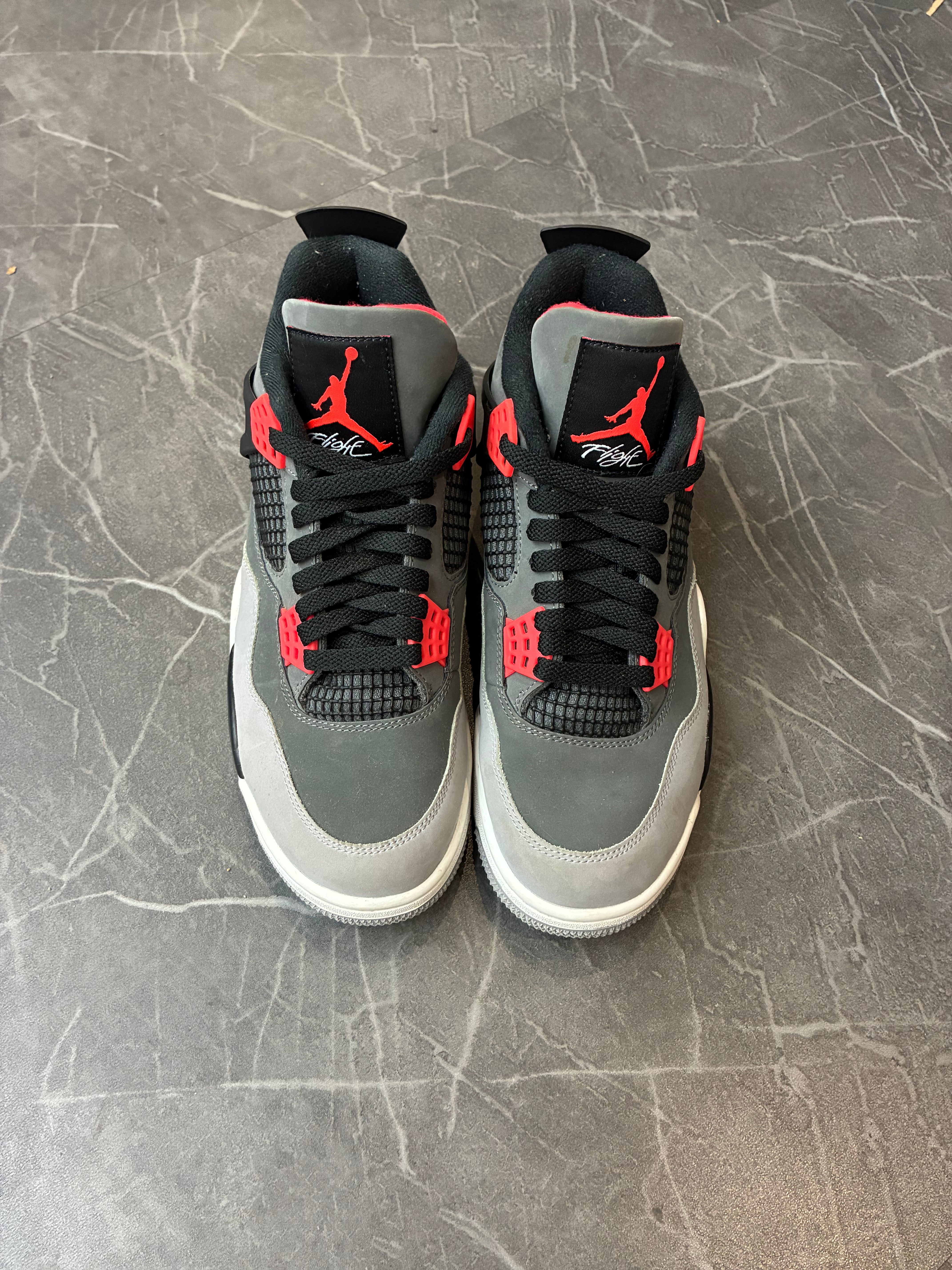Jordan 4 “Infrared”
