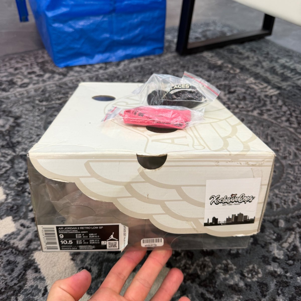 Jordan 2 Retro Low SP Off-White Black Blue - box