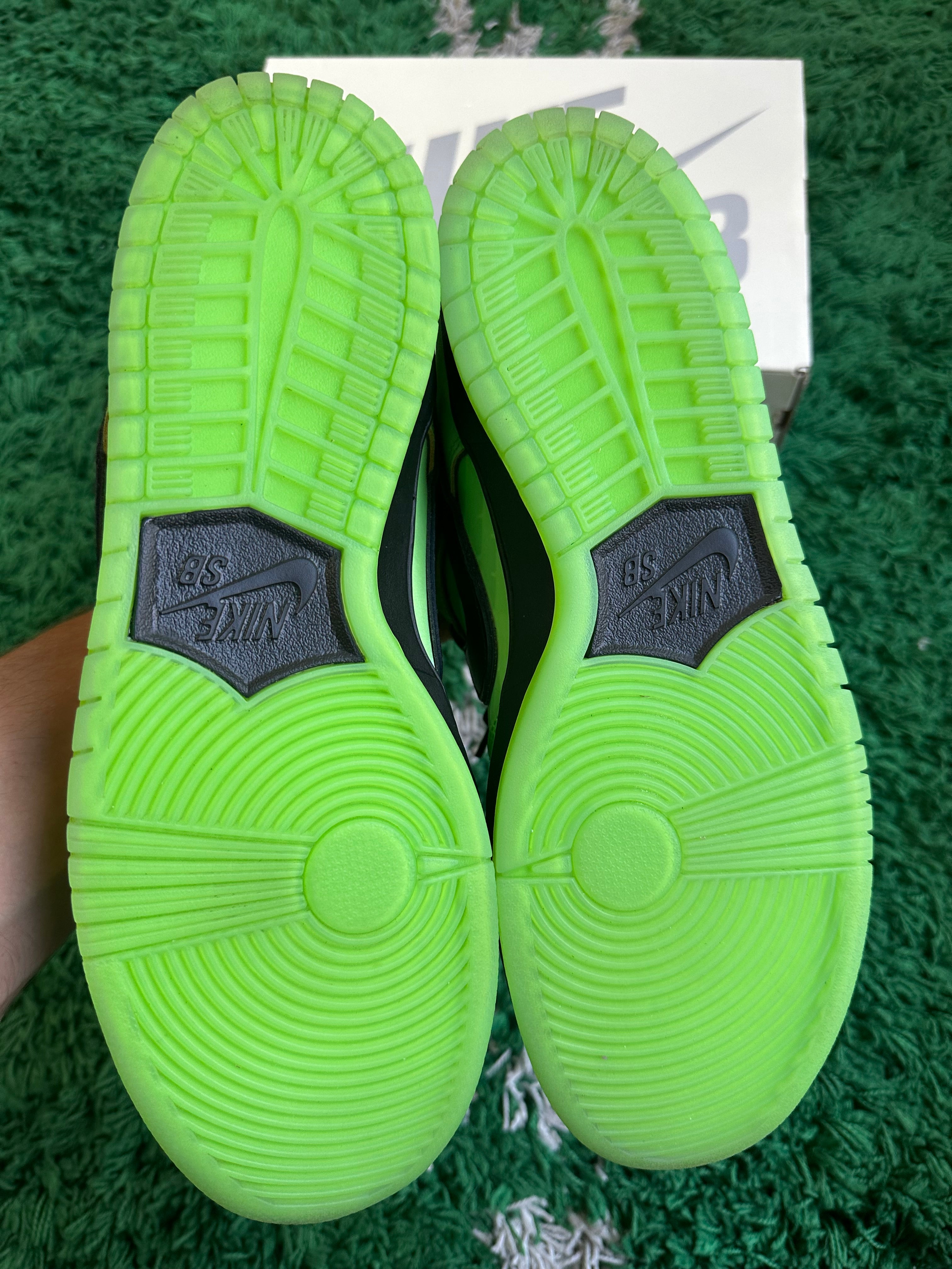 Nike SB Dunk Low Power Puff Girls “Buttercup”